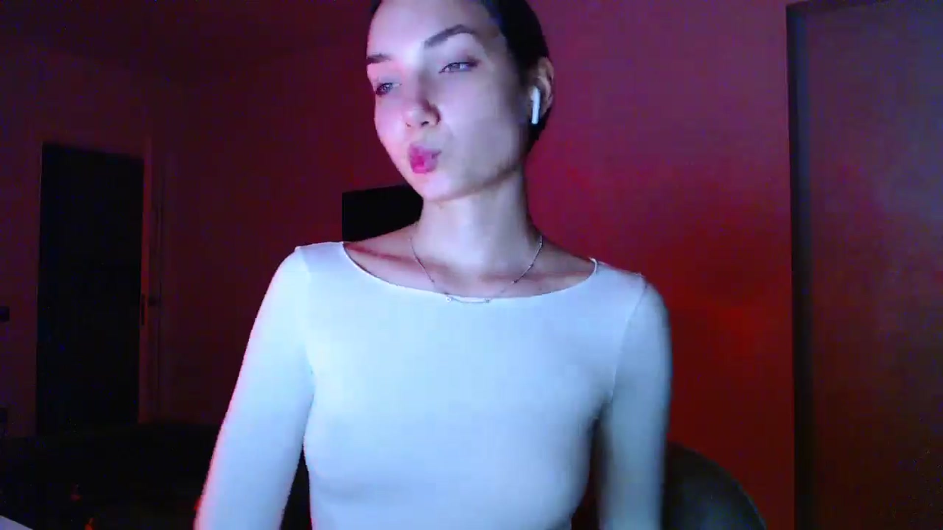 Gallery image thumbnail from Browncat04's myfreecams stream on, 08/24/2024, 18:30 image 15 of 20