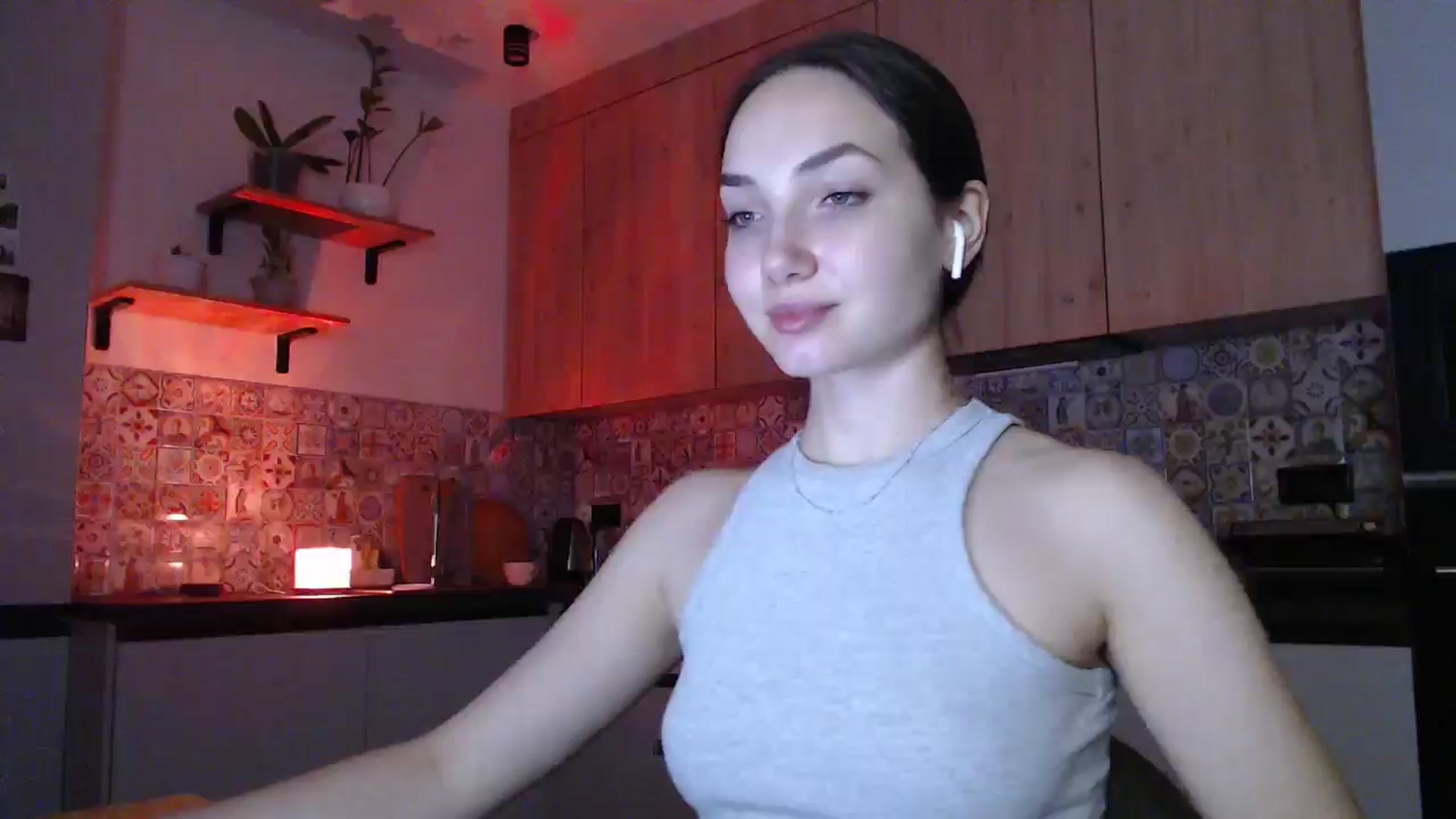 Gallery image thumbnail from Browncat04's myfreecams stream on, 10/06/2024, 17:31 image 7 of 20