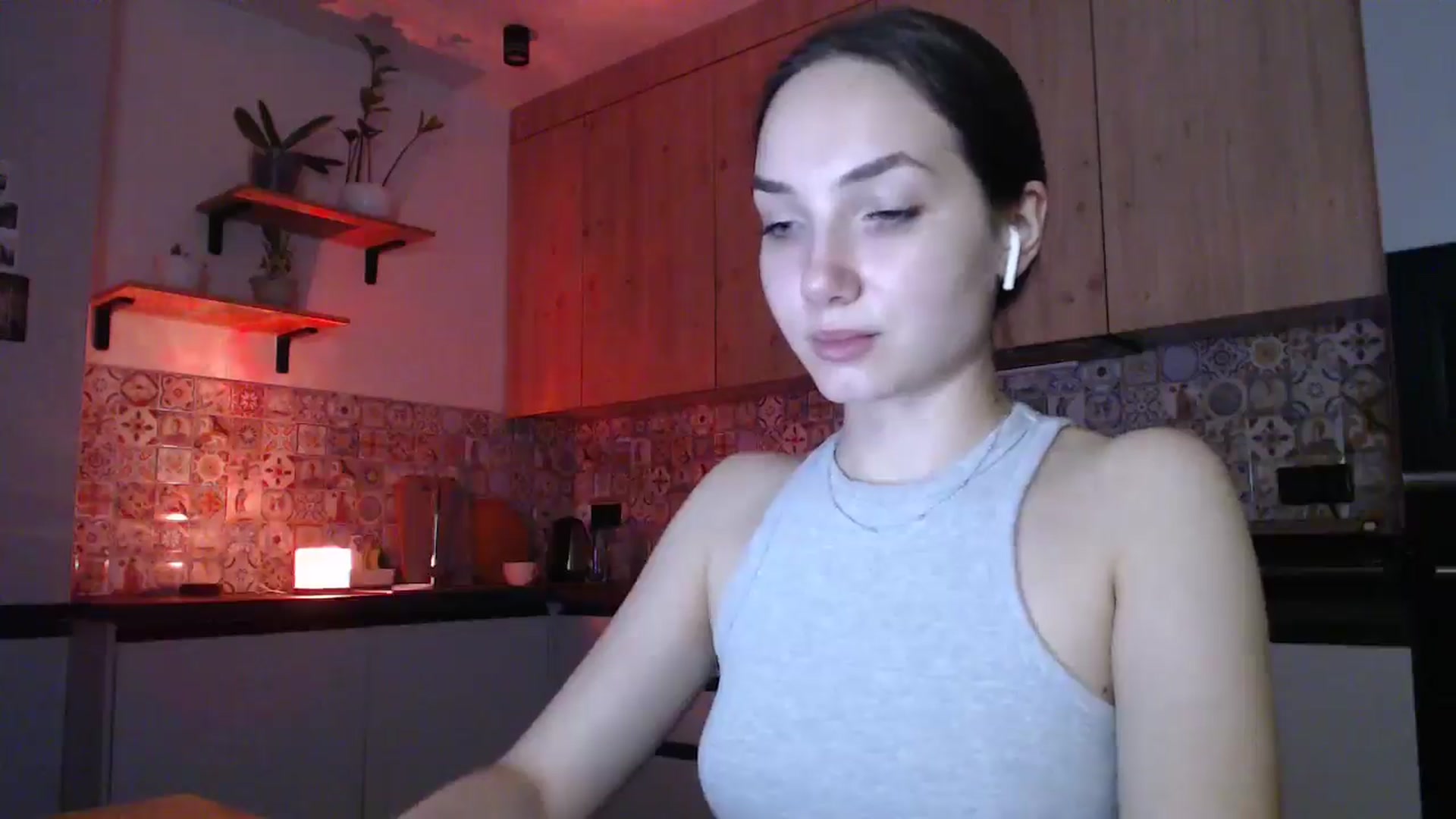 Gallery image thumbnail from Browncat04's myfreecams stream on, 10/06/2024, 17:31 image 8 of 20