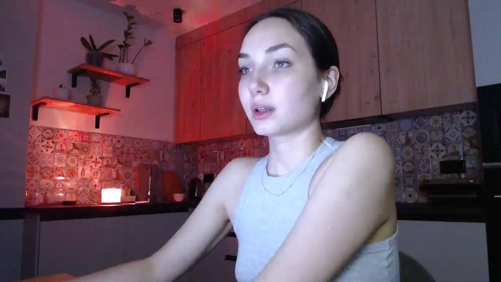 Gallery image thumbnail from Browncat04's myfreecams stream on, 10/06/2024, 17:31 image 14 of 20