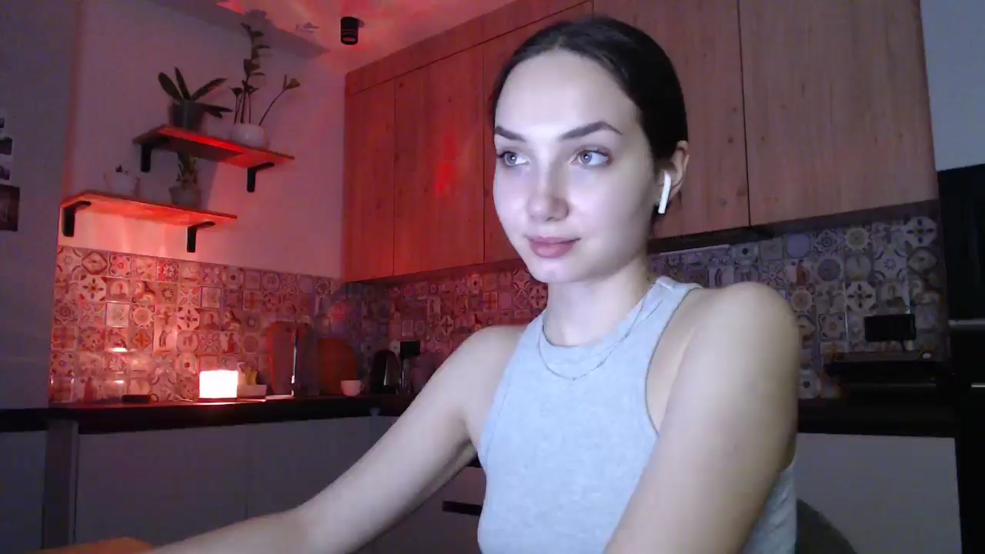 Gallery image thumbnail from Browncat04's myfreecams stream on, 10/06/2024, 17:31 image 12 of 20