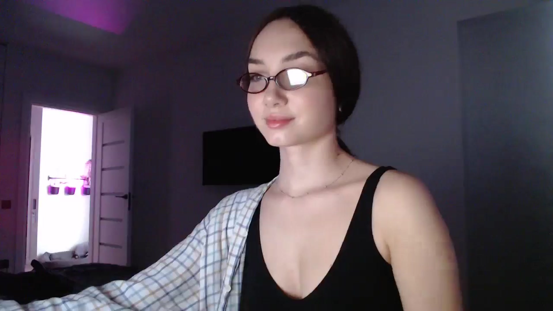 Gallery image thumbnail from Browncat04's myfreecams stream on, 10/11/2024, 14:29 image 14 of 20