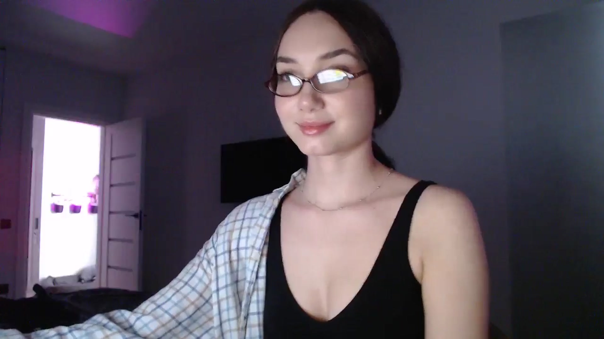 Gallery image thumbnail from Browncat04's myfreecams stream on, 10/11/2024, 14:29 image 13 of 20
