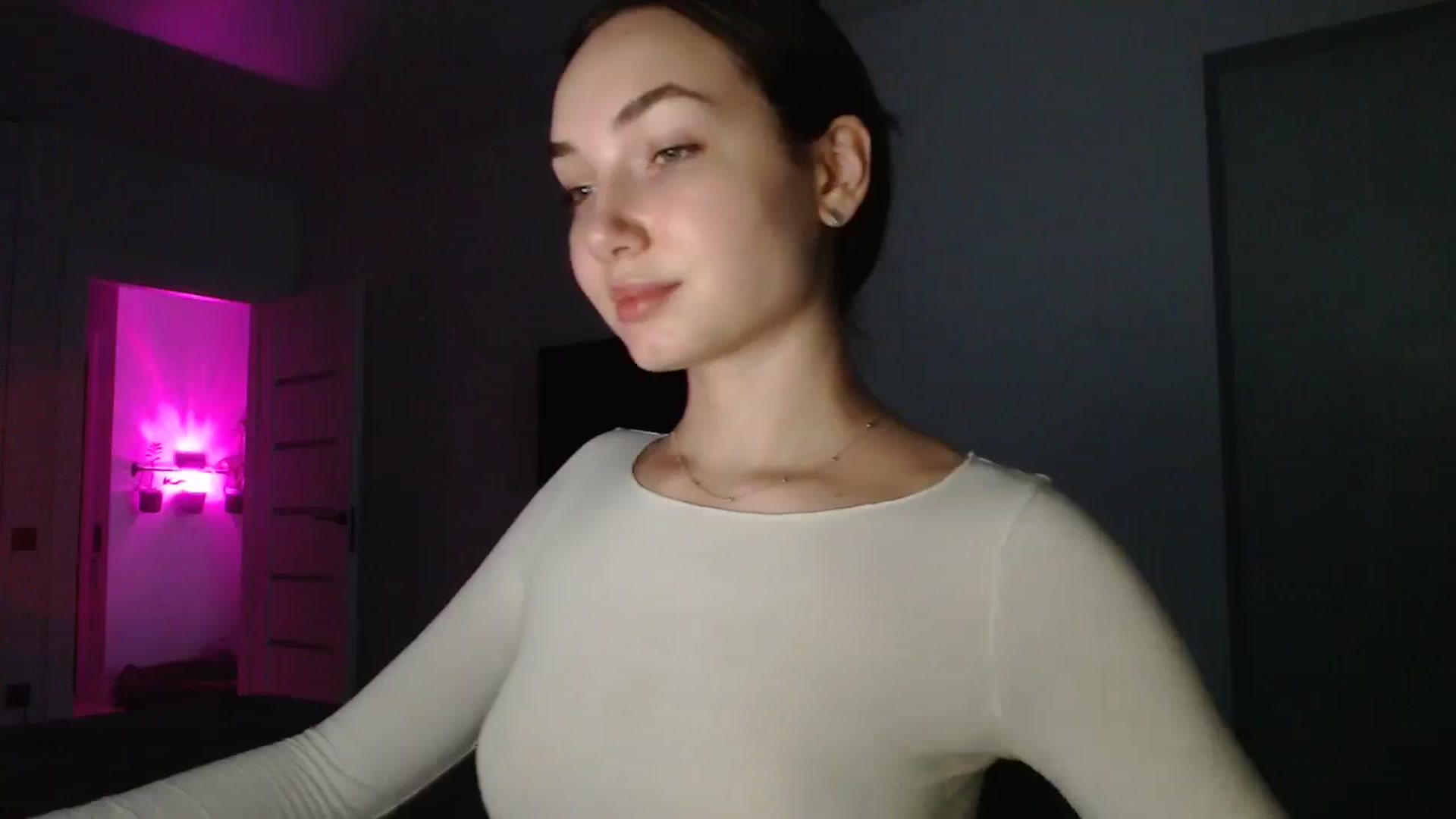 Gallery image thumbnail from Browncat04's myfreecams stream on, 10/14/2024, 15:47 image 2 of 20