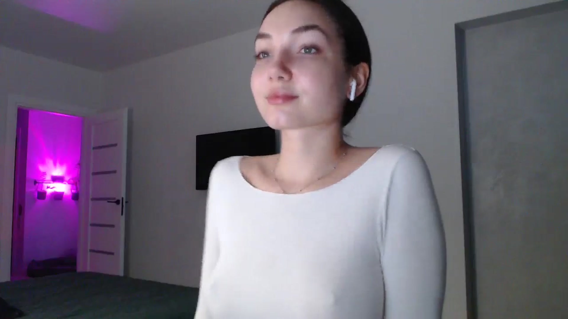 Gallery image thumbnail from Browncat04's myfreecams stream on, 10/14/2024, 15:47 image 3 of 20