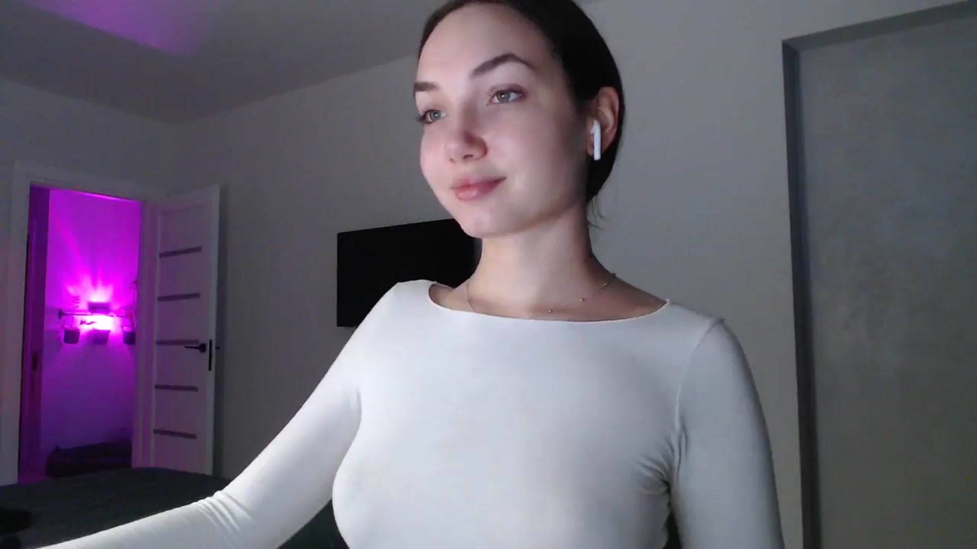 Gallery image thumbnail from Browncat04's myfreecams stream on, 10/14/2024, 15:47 image 4 of 20