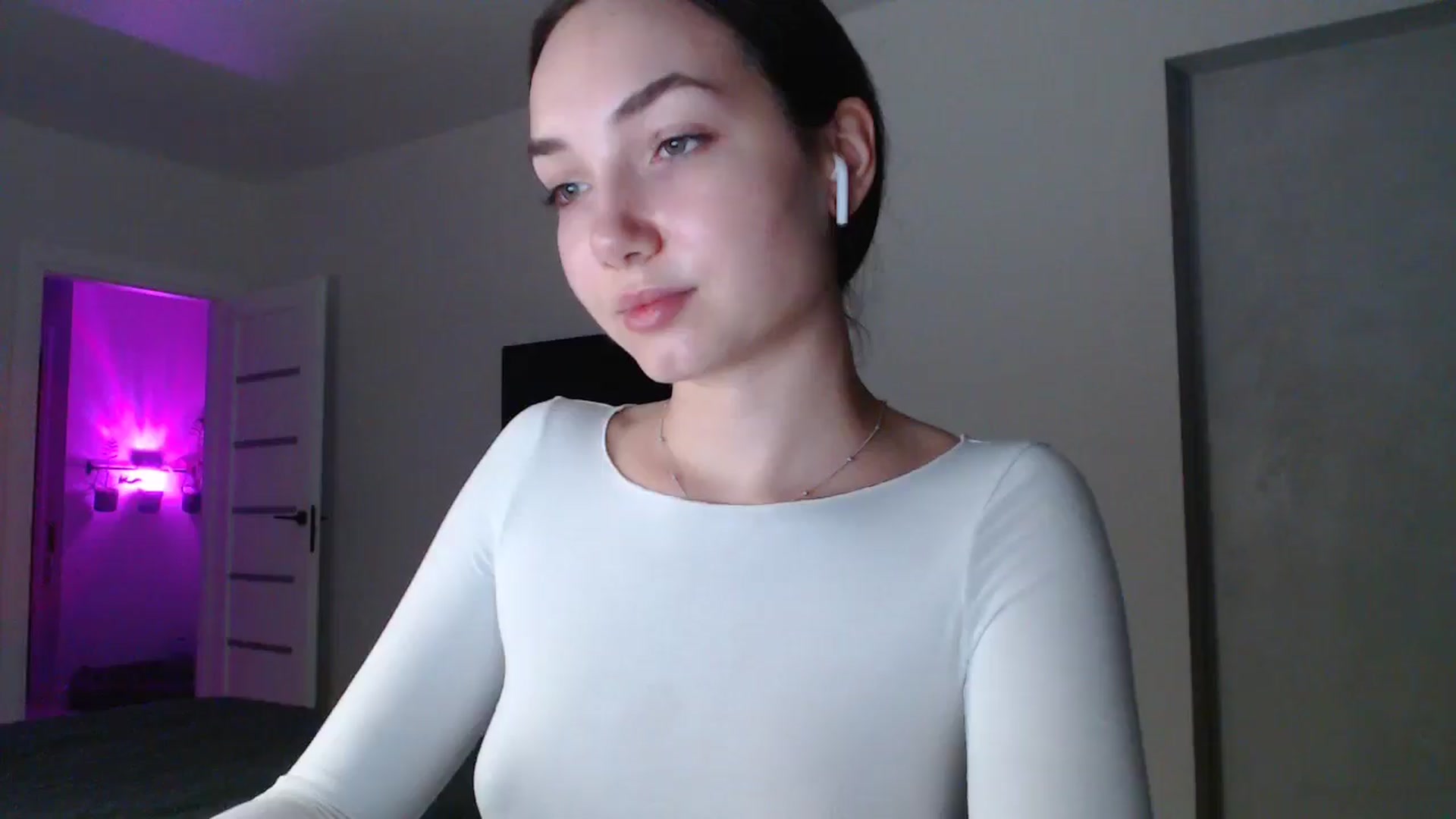 Gallery image thumbnail from Browncat04's myfreecams stream on, 10/14/2024, 15:47 image 16 of 20