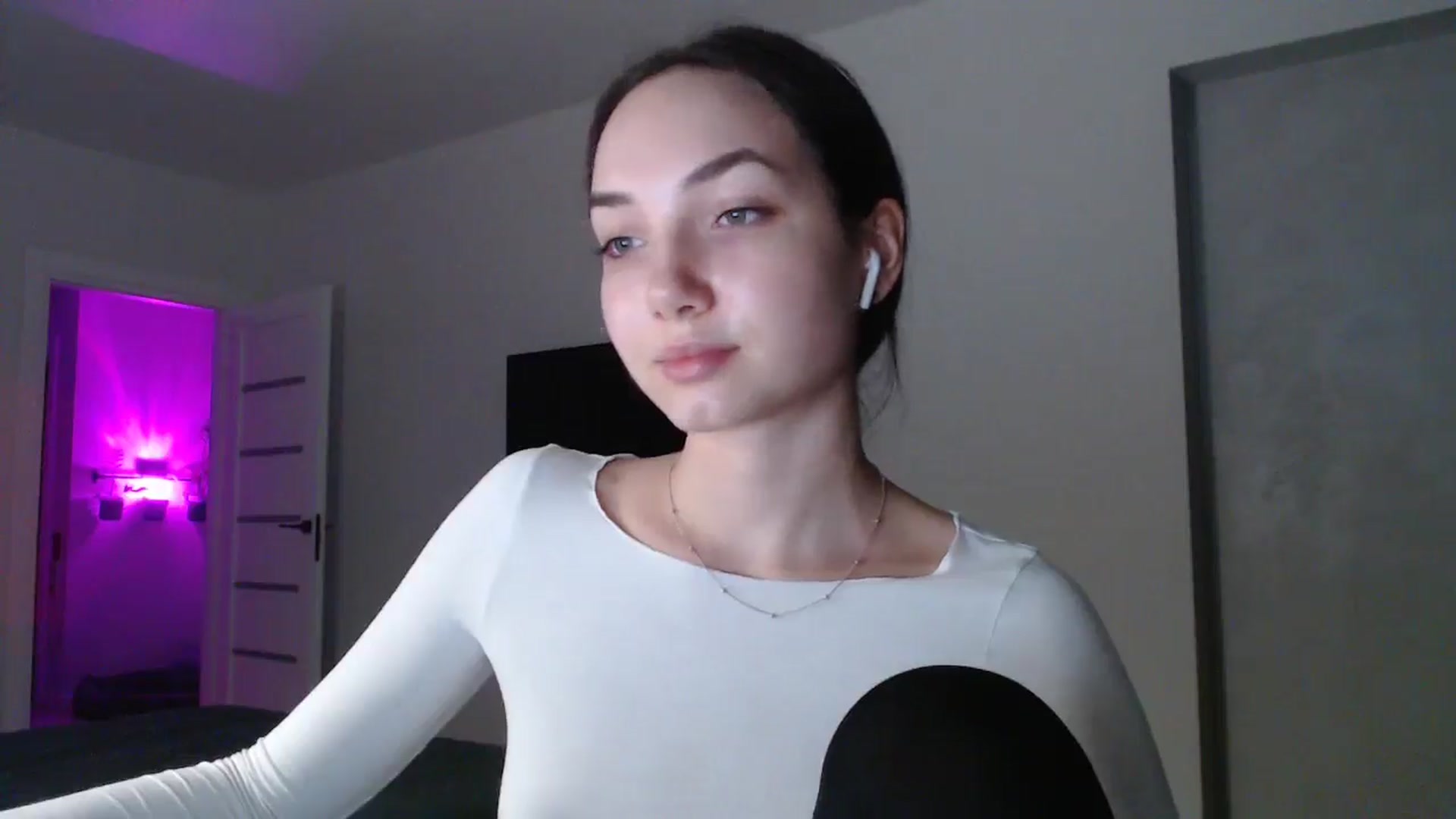 Gallery image thumbnail from Browncat04's myfreecams stream on, 10/14/2024, 17:09 image 20 of 20