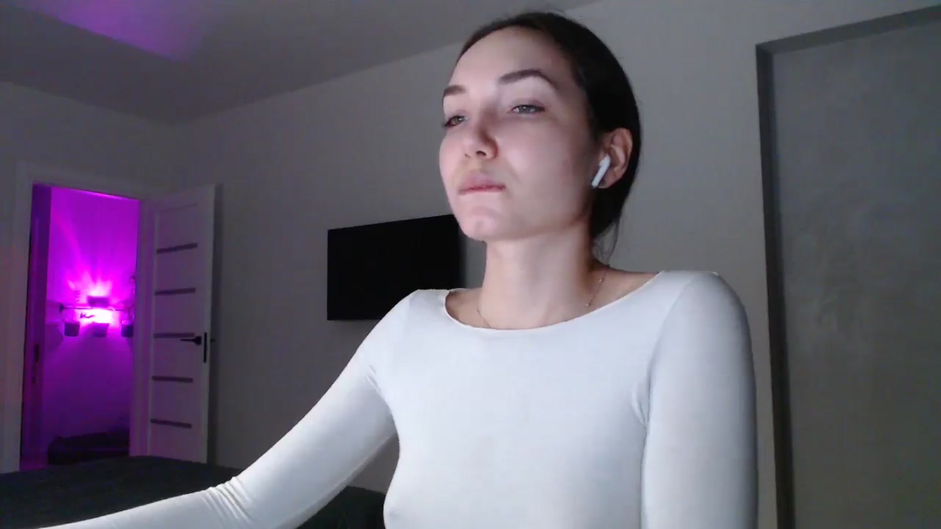 Gallery image thumbnail from Browncat04's myfreecams stream on, 10/14/2024, 17:09 image 11 of 20