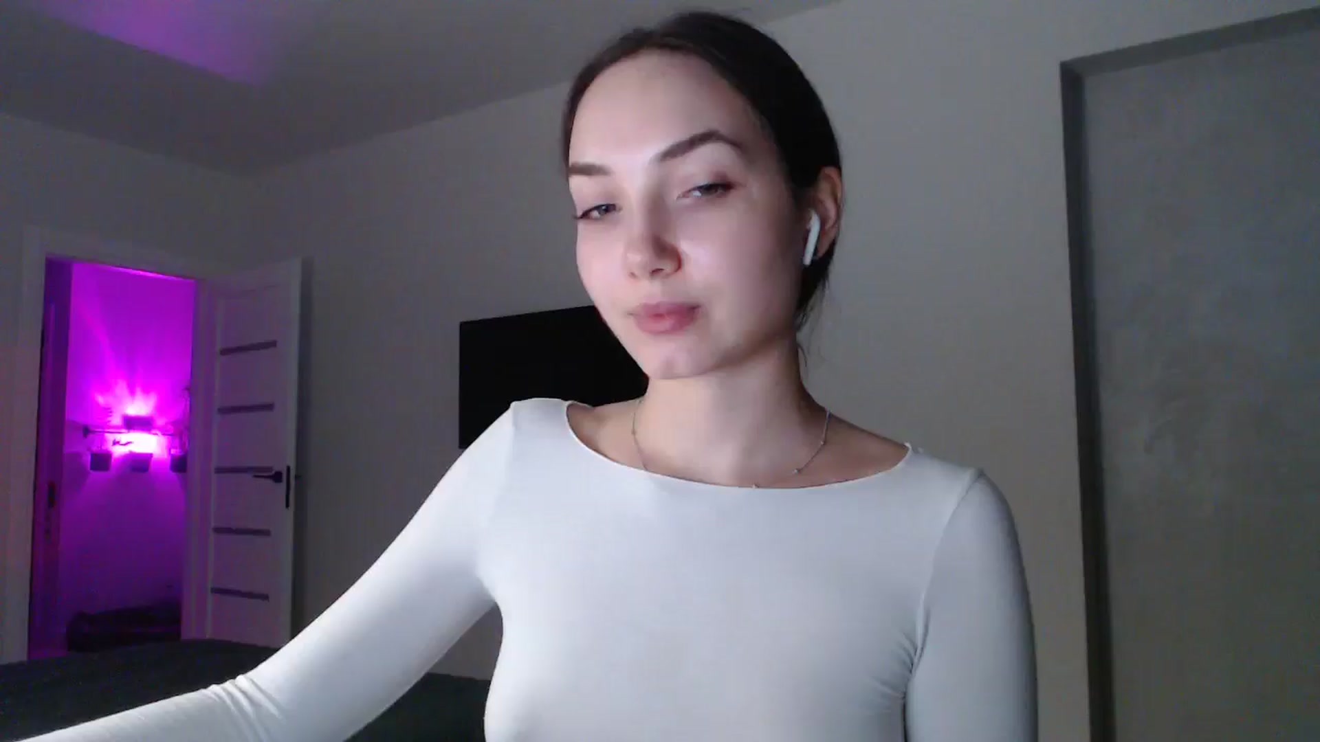 Gallery image thumbnail from Browncat04's myfreecams stream on, 10/14/2024, 17:09 image 4 of 20