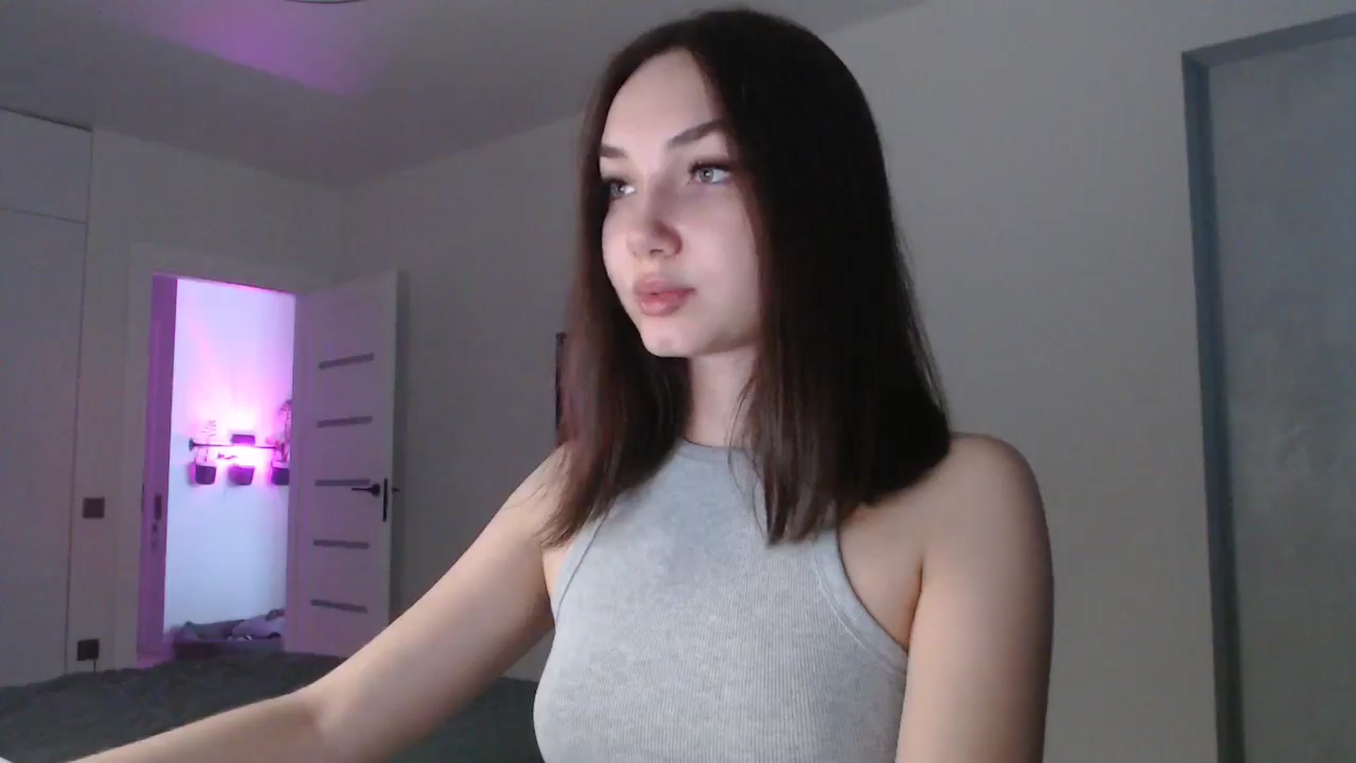 Gallery image thumbnail from Browncat04's myfreecams stream on, 10/20/2024, 14:42 image 12 of 20