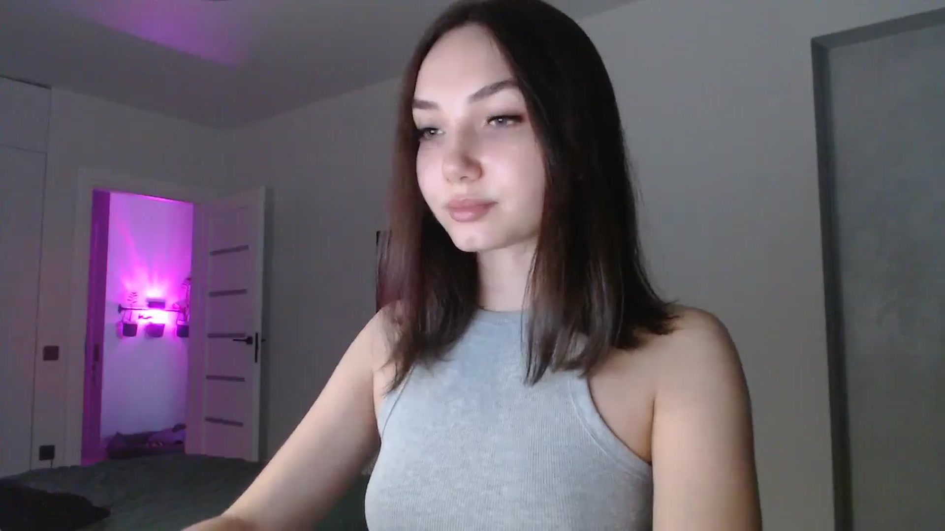Gallery image thumbnail from Browncat04's myfreecams stream on, 10/20/2024, 15:33 image 2 of 20