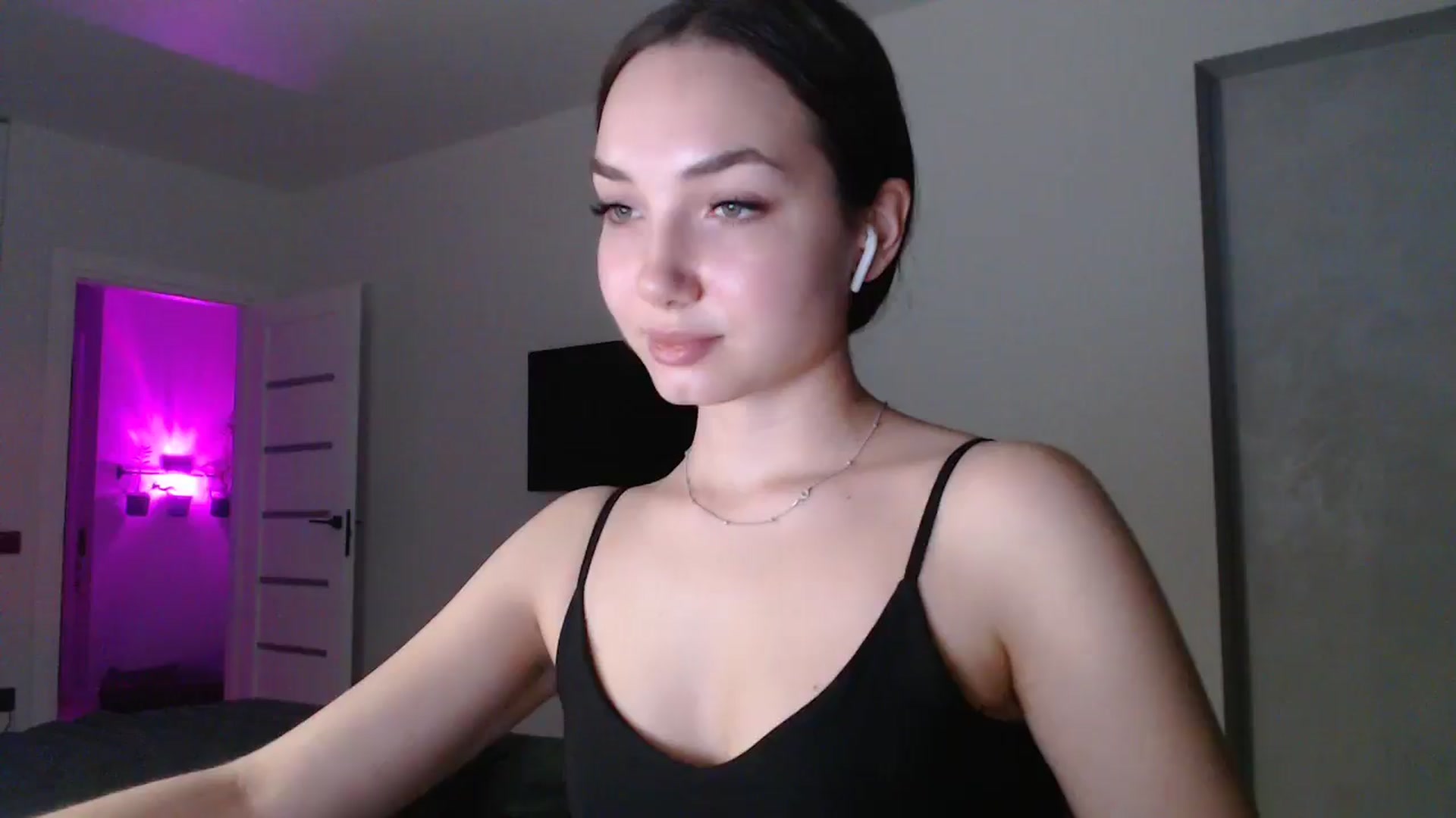 Gallery image thumbnail from Browncat04's myfreecams stream on, 10/29/2024, 15:59 image 7 of 20