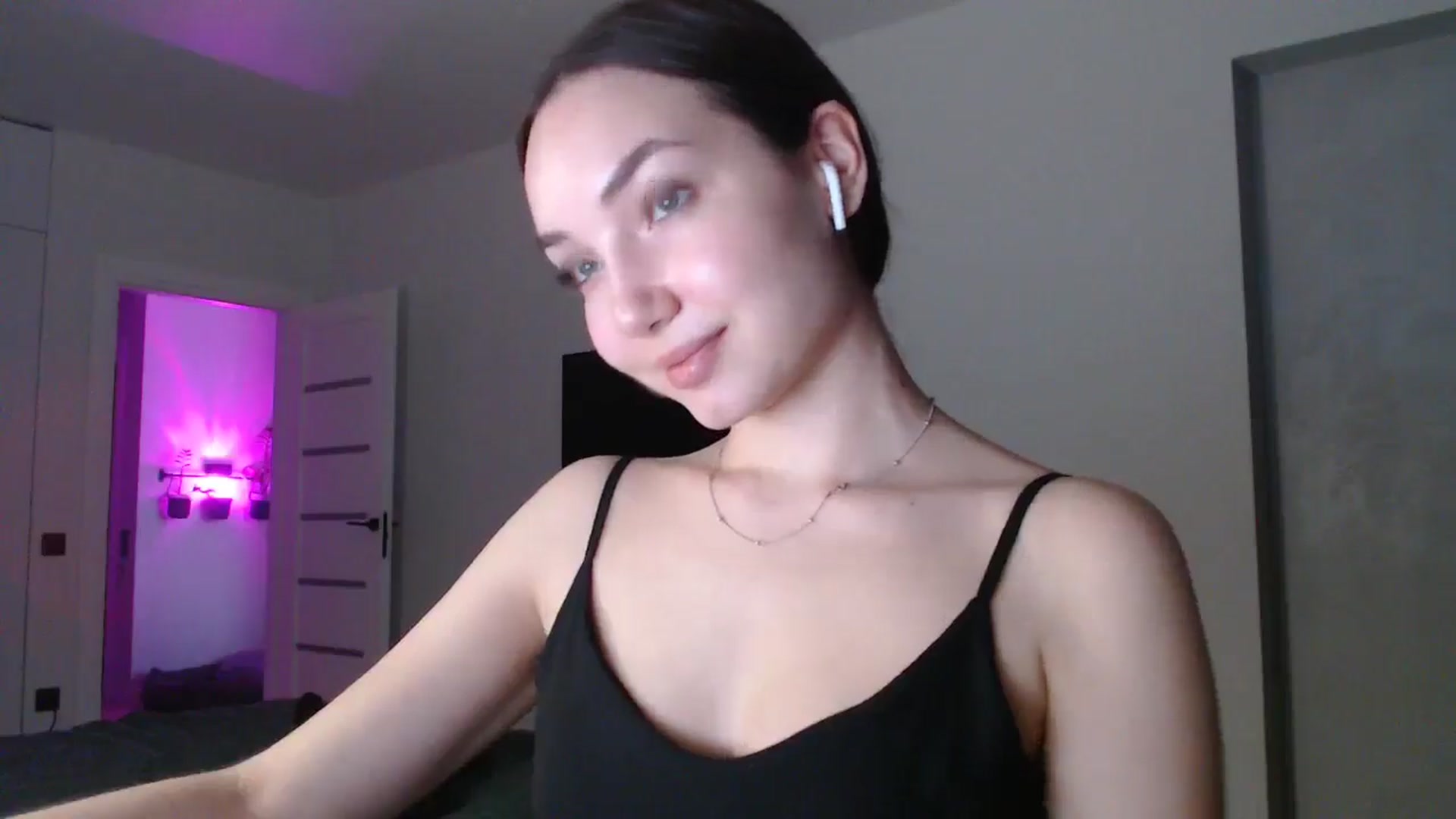 Gallery image thumbnail from Browncat04's myfreecams stream on, 10/29/2024, 15:59 image 2 of 20