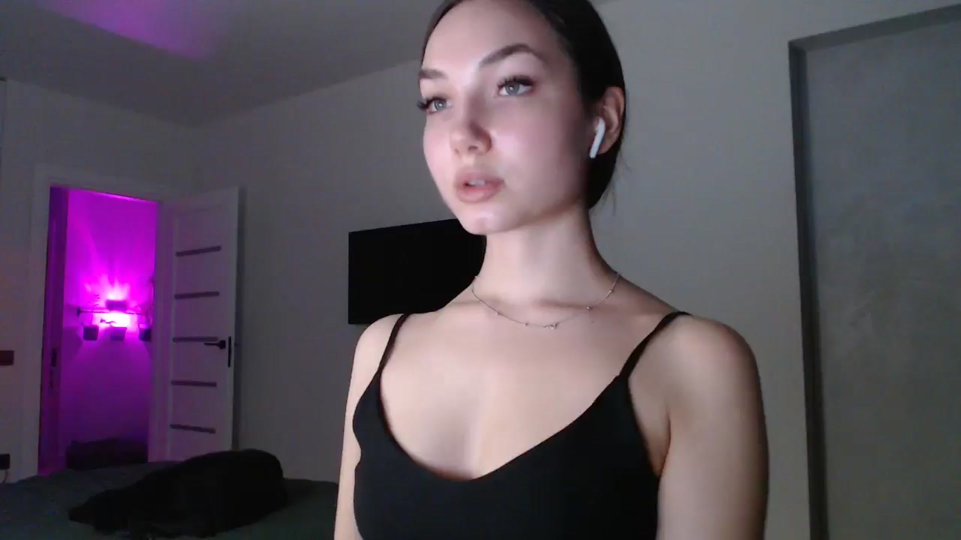 Gallery image thumbnail from Browncat04's myfreecams stream on, 10/29/2024, 15:59 image 13 of 20