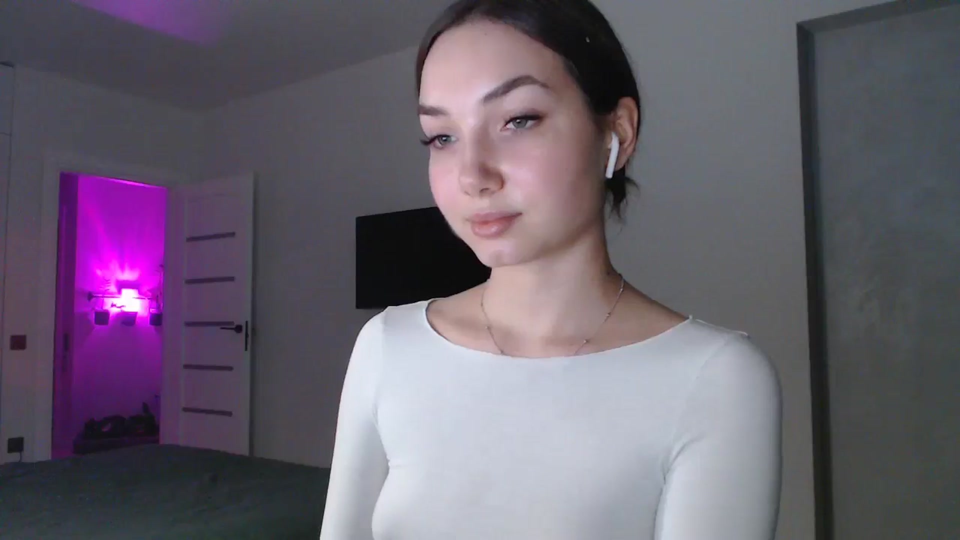 Gallery image thumbnail from Browncat04's myfreecams stream on, 11/06/2024, 16:29 image 19 of 20