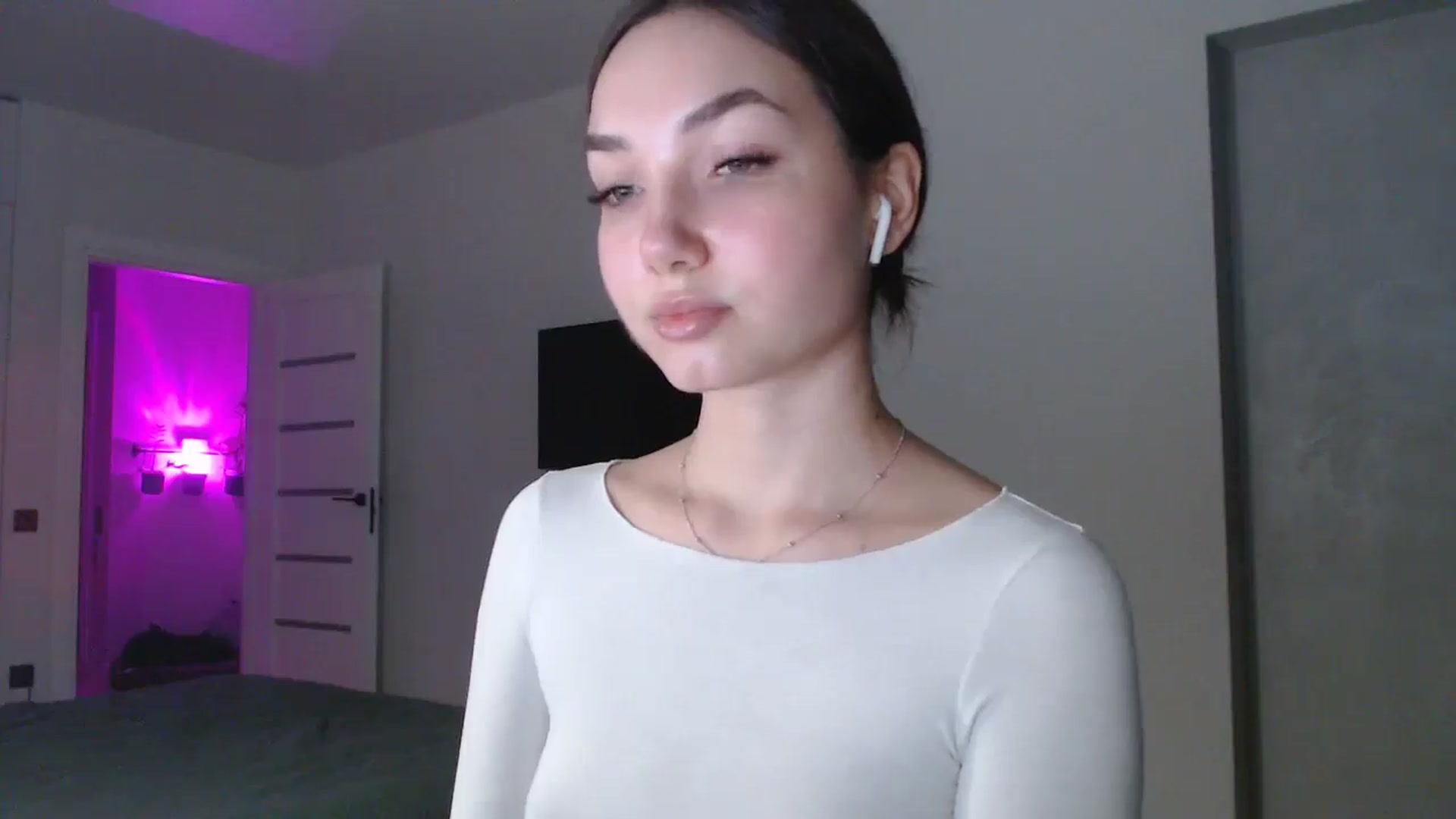 Gallery image thumbnail from Browncat04's myfreecams stream on, 11/06/2024, 16:29 image 4 of 20