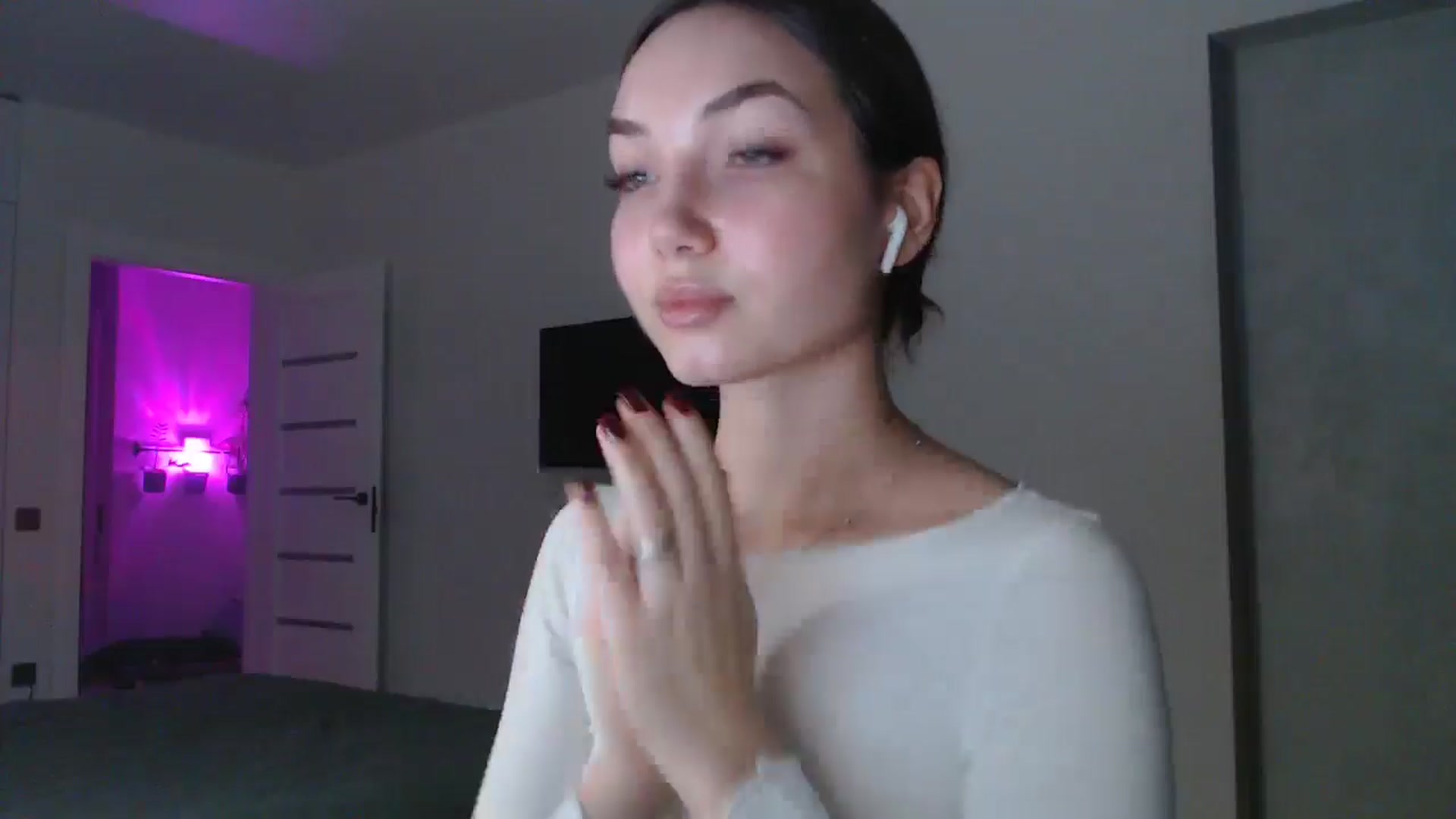 Gallery image thumbnail from Browncat04's myfreecams stream on, 11/06/2024, 16:29 image 13 of 20