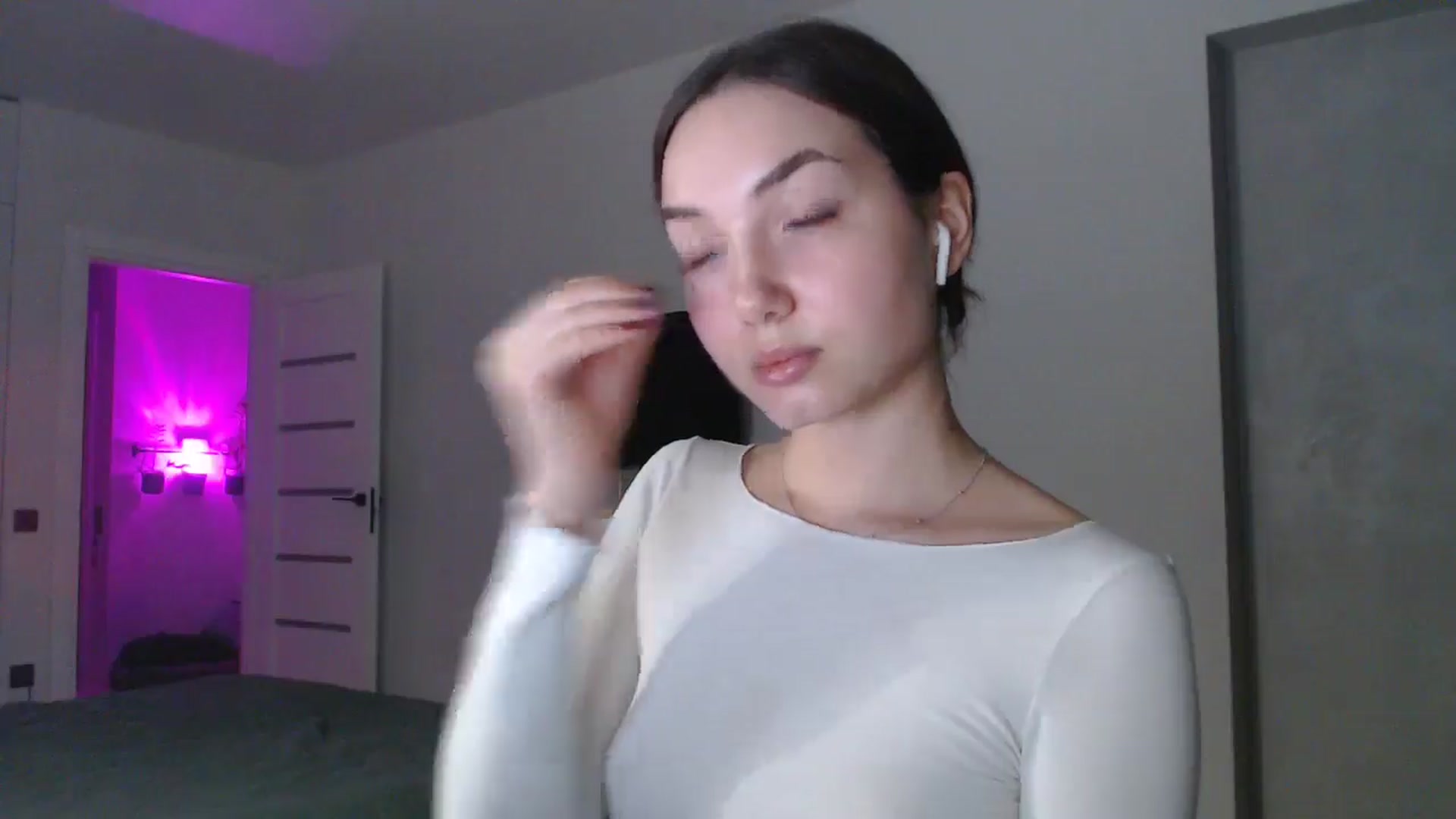 Gallery image thumbnail from Browncat04's myfreecams stream on, 11/06/2024, 16:29 image 6 of 20