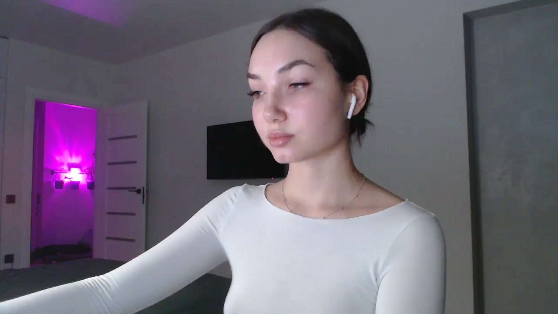 Gallery image thumbnail from Browncat04's myfreecams stream on, 11/06/2024, 16:29 image 10 of 20