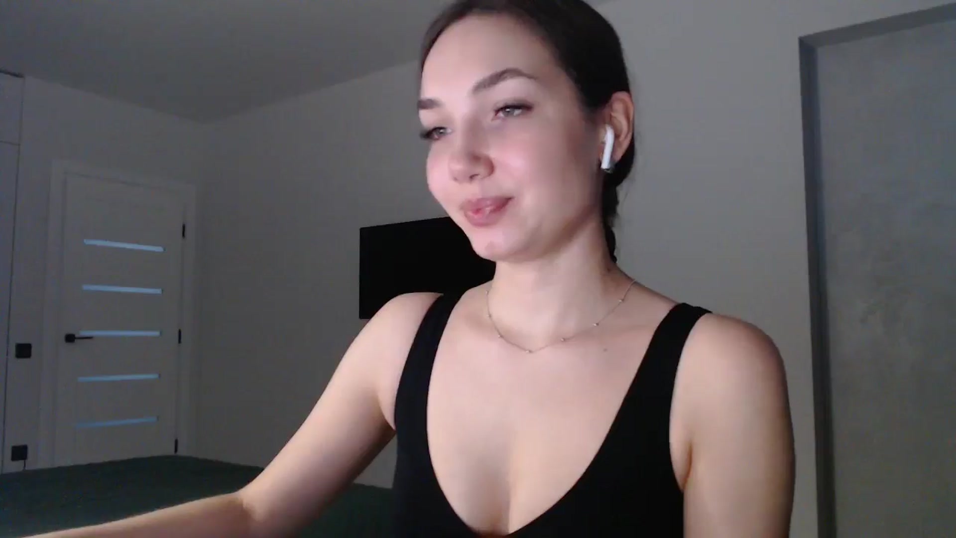 Gallery image thumbnail from Browncat04's myfreecams stream on, 11/10/2024, 13:48 image 5 of 20