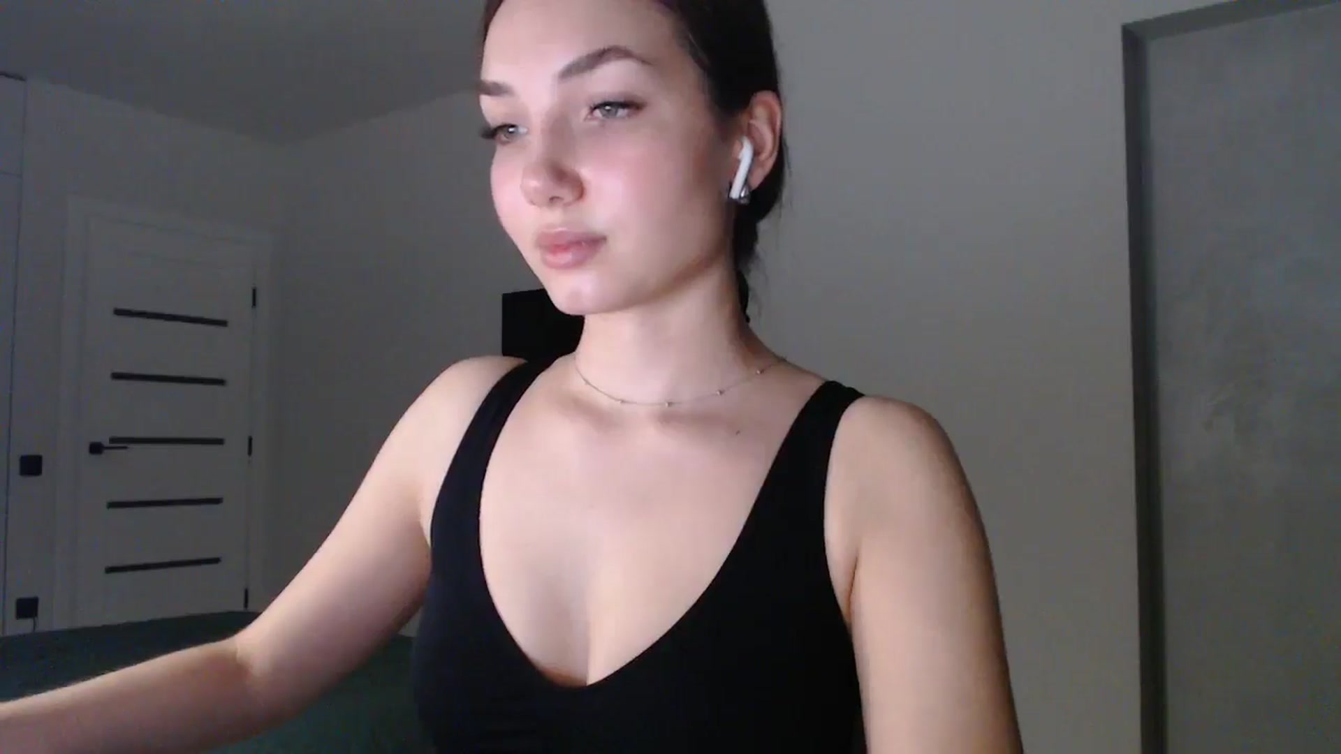 Gallery image thumbnail from Browncat04's myfreecams stream on, 11/10/2024, 14:39 image 11 of 20