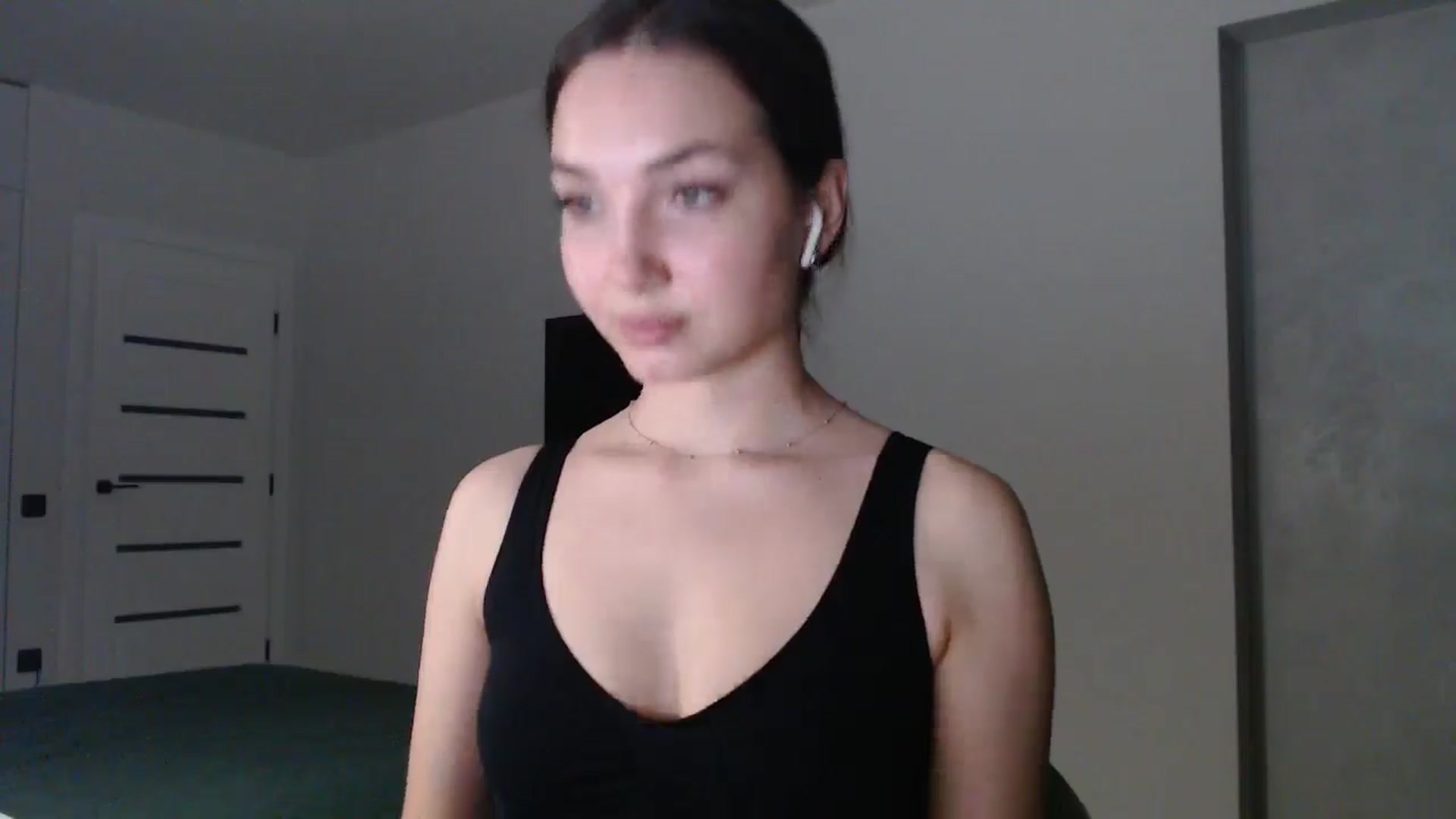 Gallery image thumbnail from Browncat04's myfreecams stream on, 11/10/2024, 14:39 image 6 of 20