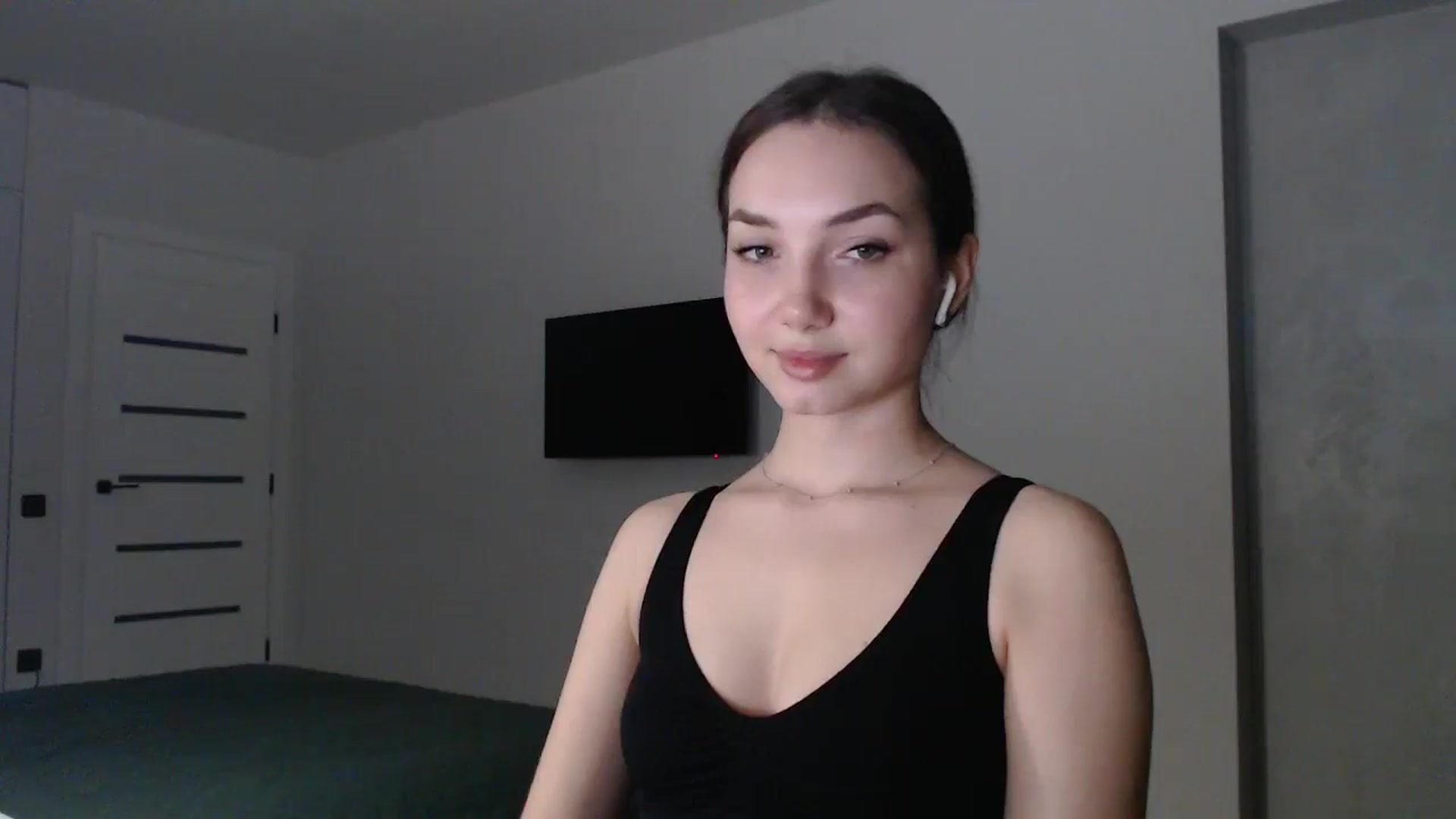 Gallery image thumbnail from Browncat04's myfreecams stream on, 11/10/2024, 14:39 image 3 of 20