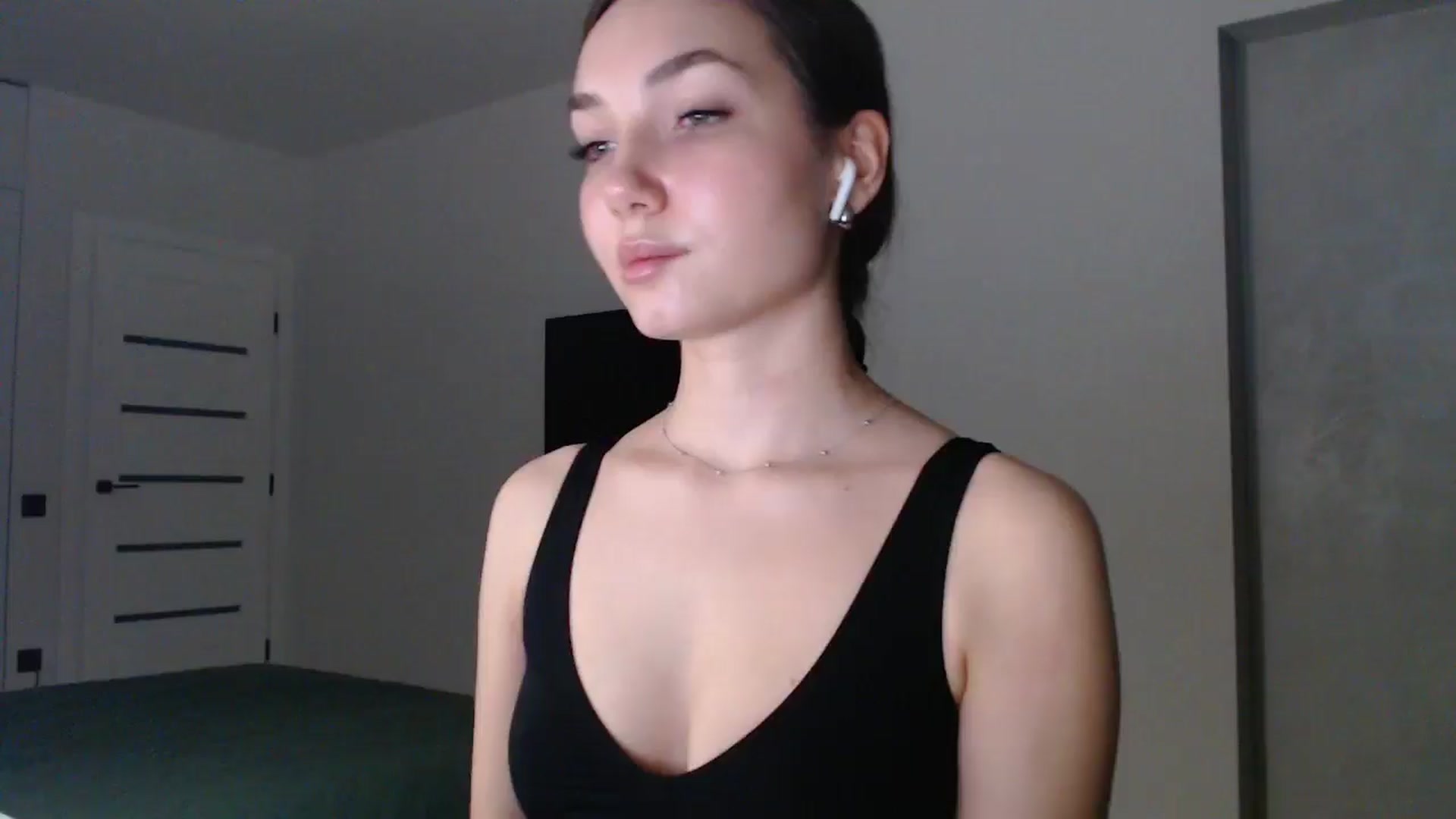 Gallery image thumbnail from Browncat04's myfreecams stream on, 11/10/2024, 14:39 image 1 of 20