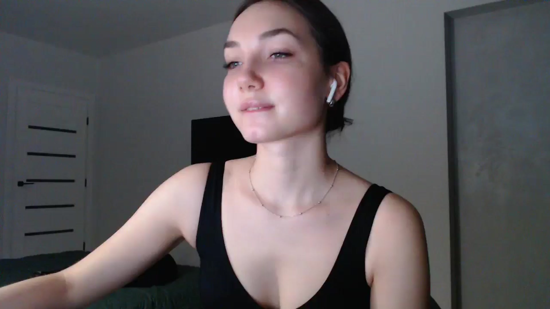 Gallery image thumbnail from Browncat04's myfreecams stream on, 11/12/2024, 17:02 image 16 of 20