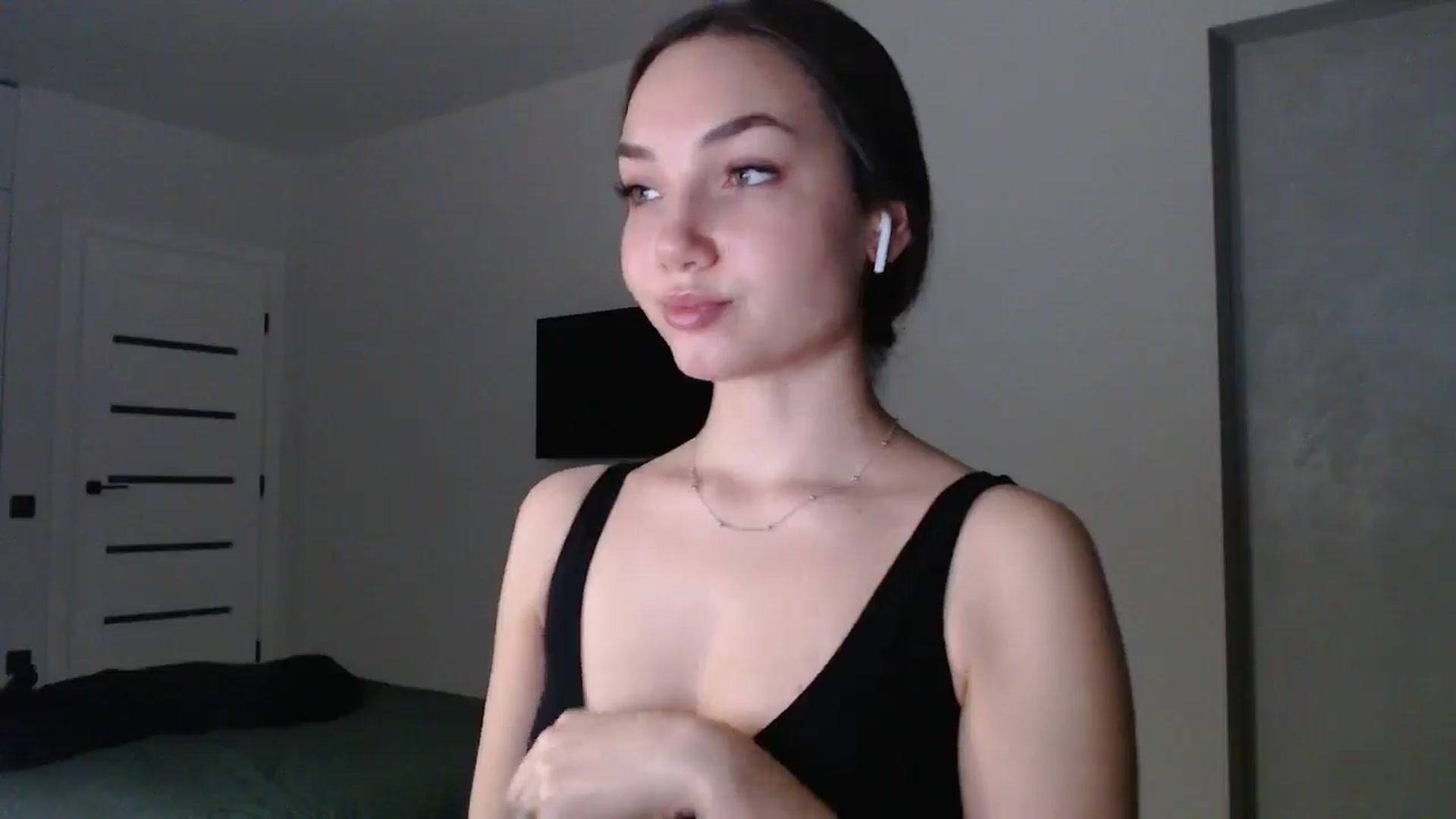 Gallery image thumbnail from Browncat04's myfreecams stream on, 11/13/2024, 16:05 image 19 of 20