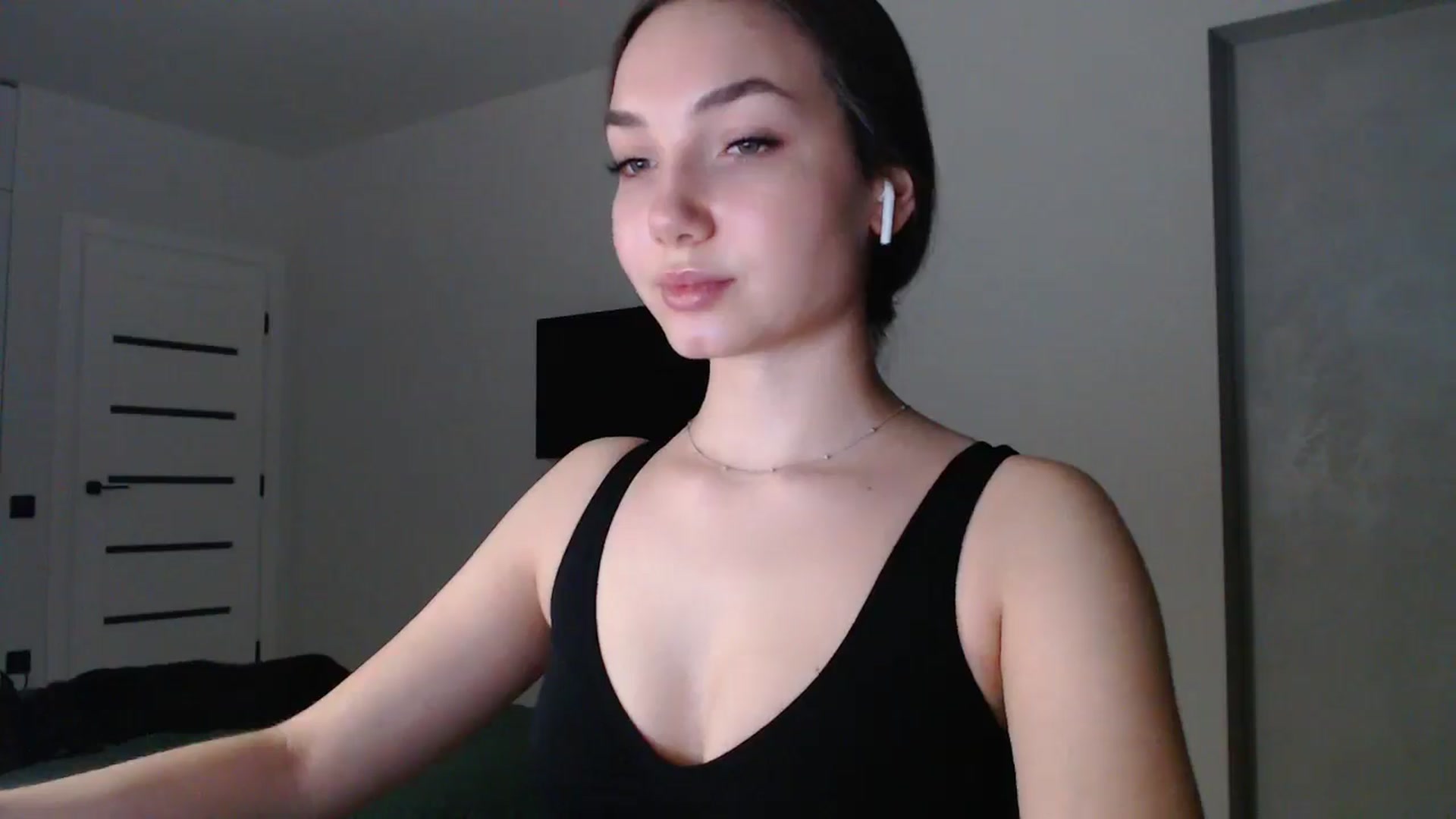 Gallery image thumbnail from Browncat04's myfreecams stream on, 11/13/2024, 16:05 image 8 of 20