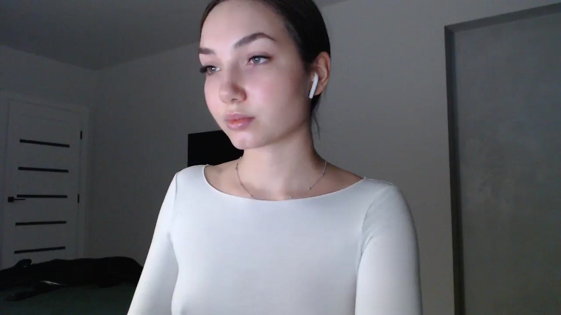 Gallery image thumbnail from Browncat04's myfreecams stream on, 11/25/2024, 16:37 image 12 of 20