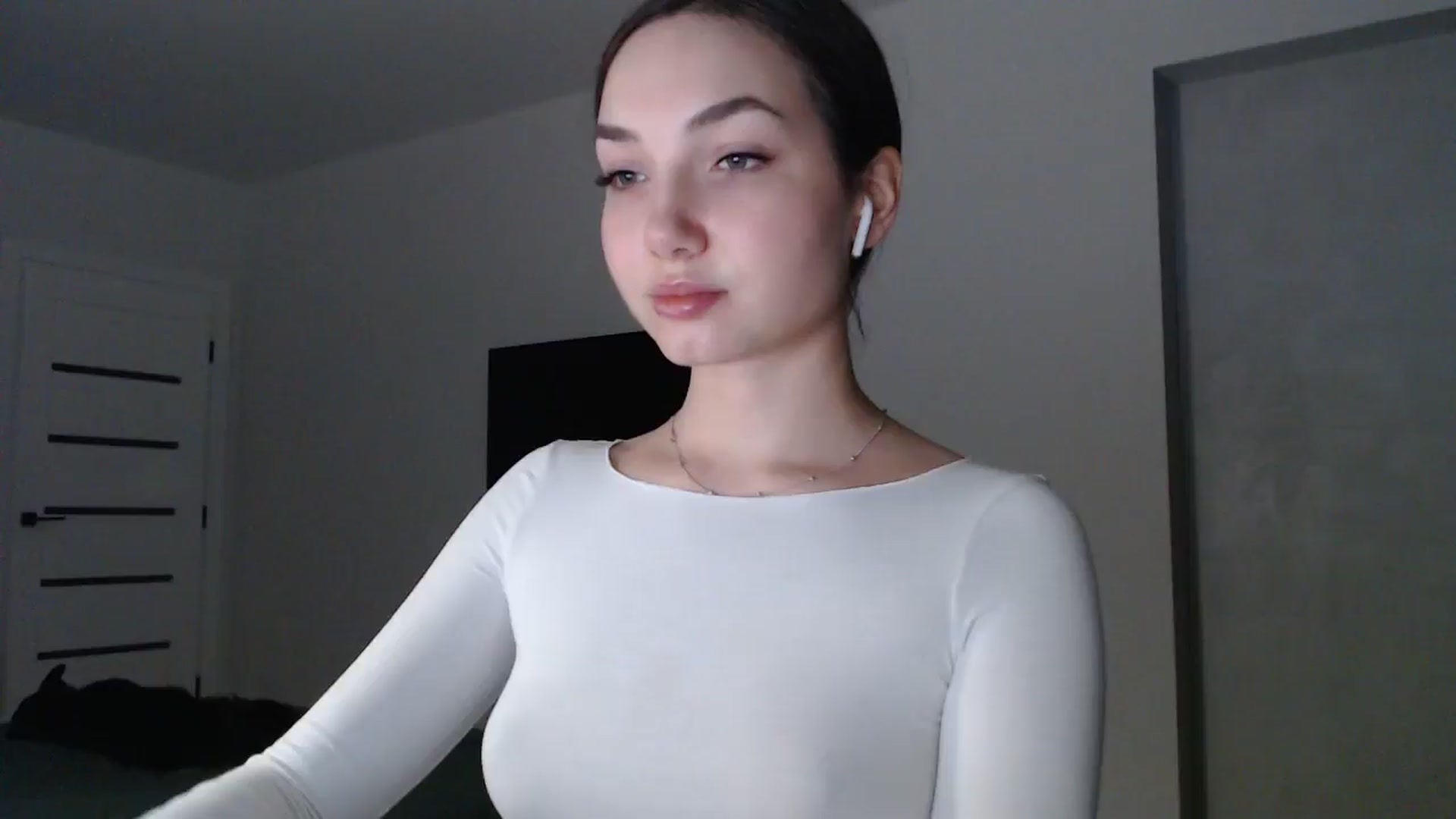 Gallery image thumbnail from Browncat04's myfreecams stream on, 11/25/2024, 16:37 image 2 of 20