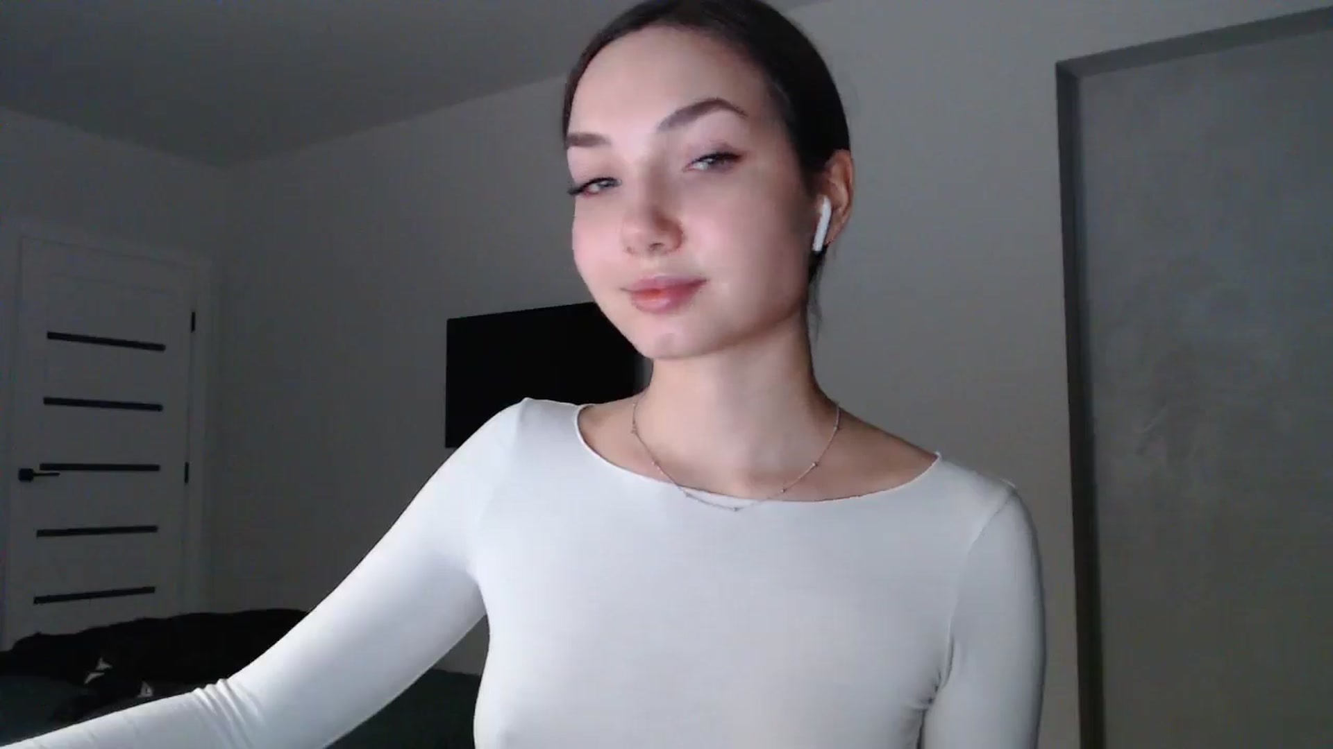 Gallery image thumbnail from Browncat04's myfreecams stream on, 11/25/2024, 16:37 image 6 of 20