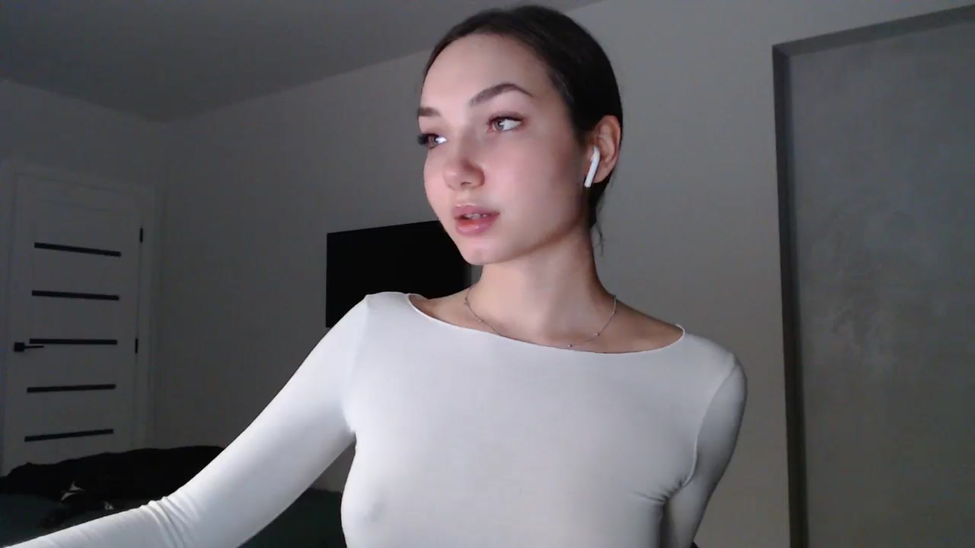 Gallery image thumbnail from Browncat04's myfreecams stream on, 11/25/2024, 16:37 image 8 of 20