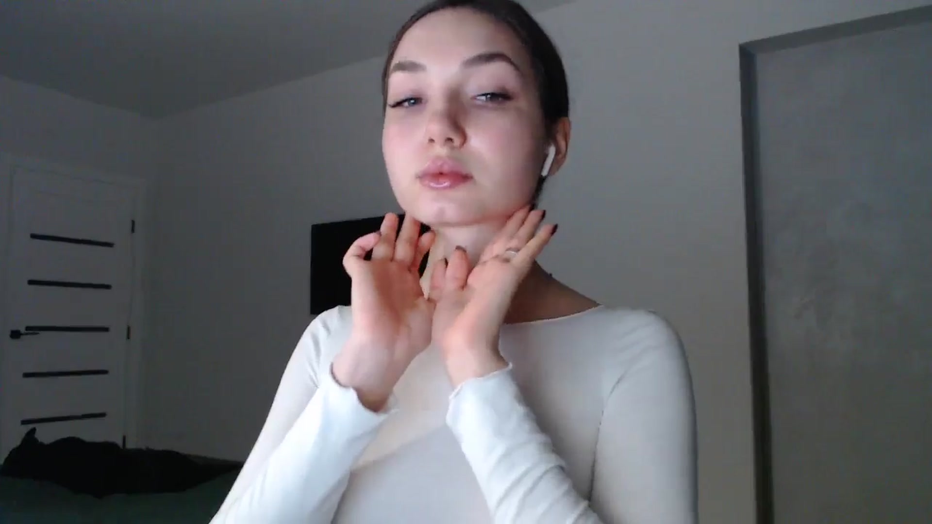 Gallery image thumbnail from Browncat04's myfreecams stream on, 11/25/2024, 16:37 image 3 of 20