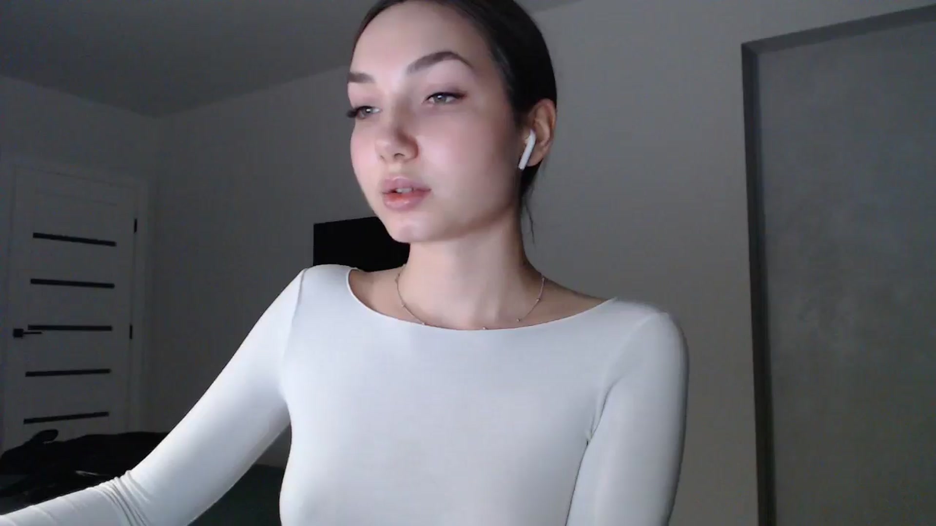 Gallery image thumbnail from Browncat04's myfreecams stream on, 11/25/2024, 16:37 image 14 of 20