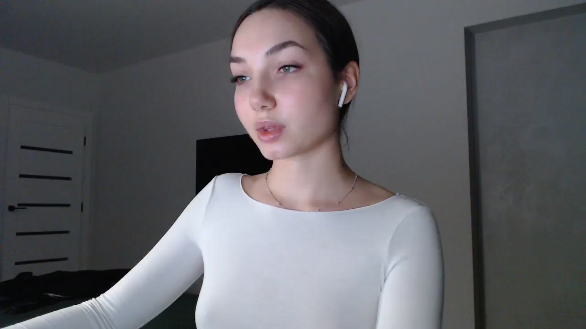 Gallery image thumbnail from Browncat04's myfreecams stream on, 11/25/2024, 16:37 image 13 of 20