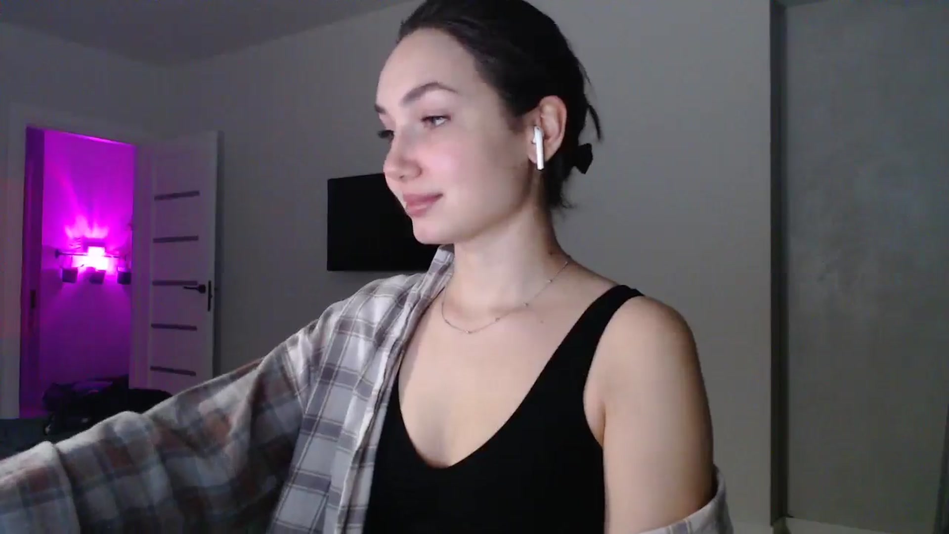 Gallery image thumbnail from Browncat04's myfreecams stream on, 11/30/2024, 16:43 image 7 of 20