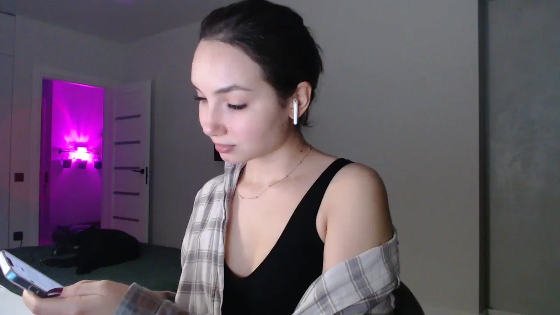 Gallery image thumbnail from Browncat04's myfreecams stream on, 11/30/2024, 16:43 image 6 of 20