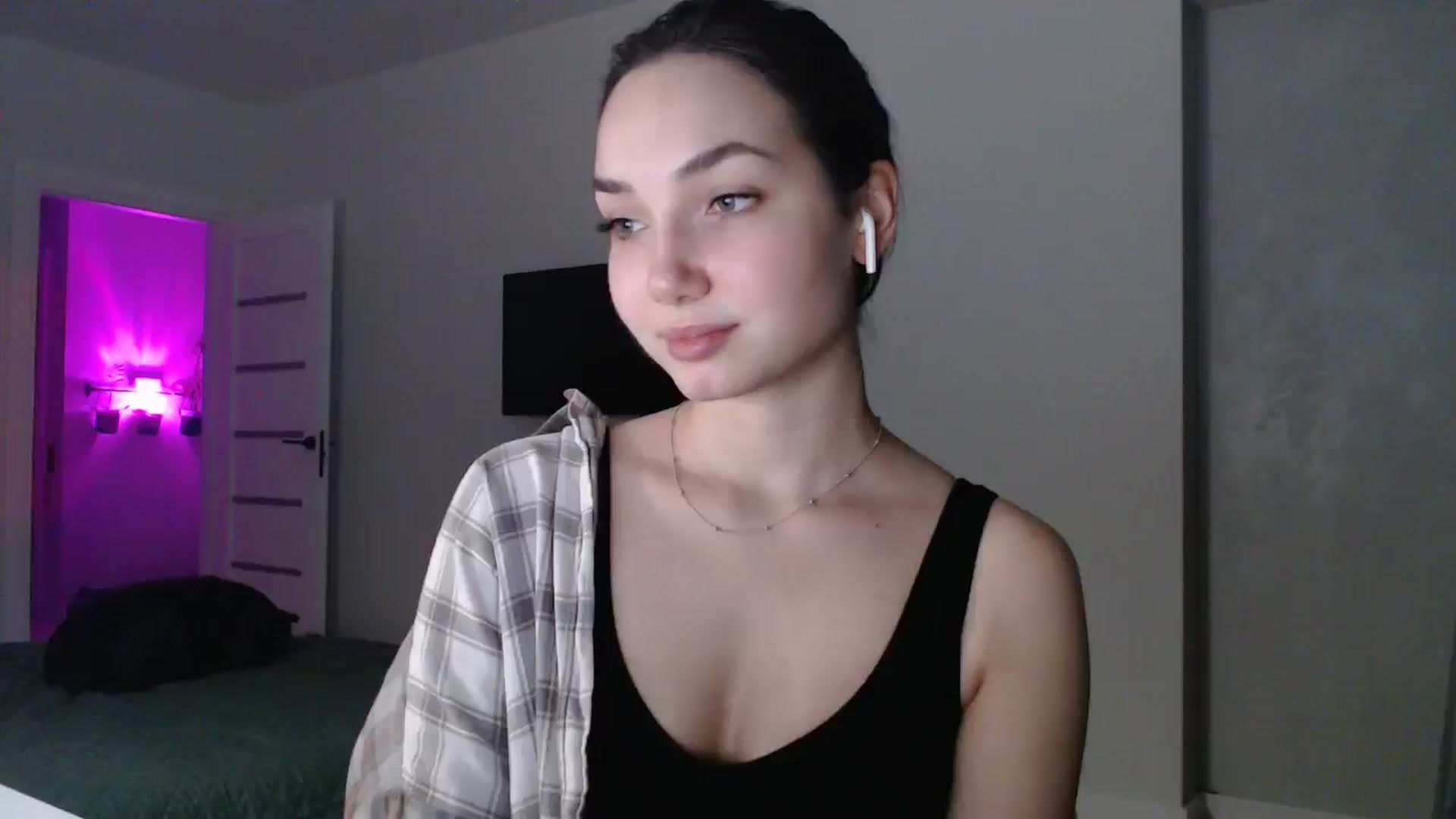 Gallery image thumbnail from Browncat04's myfreecams stream on, 11/30/2024, 16:43 image 14 of 20