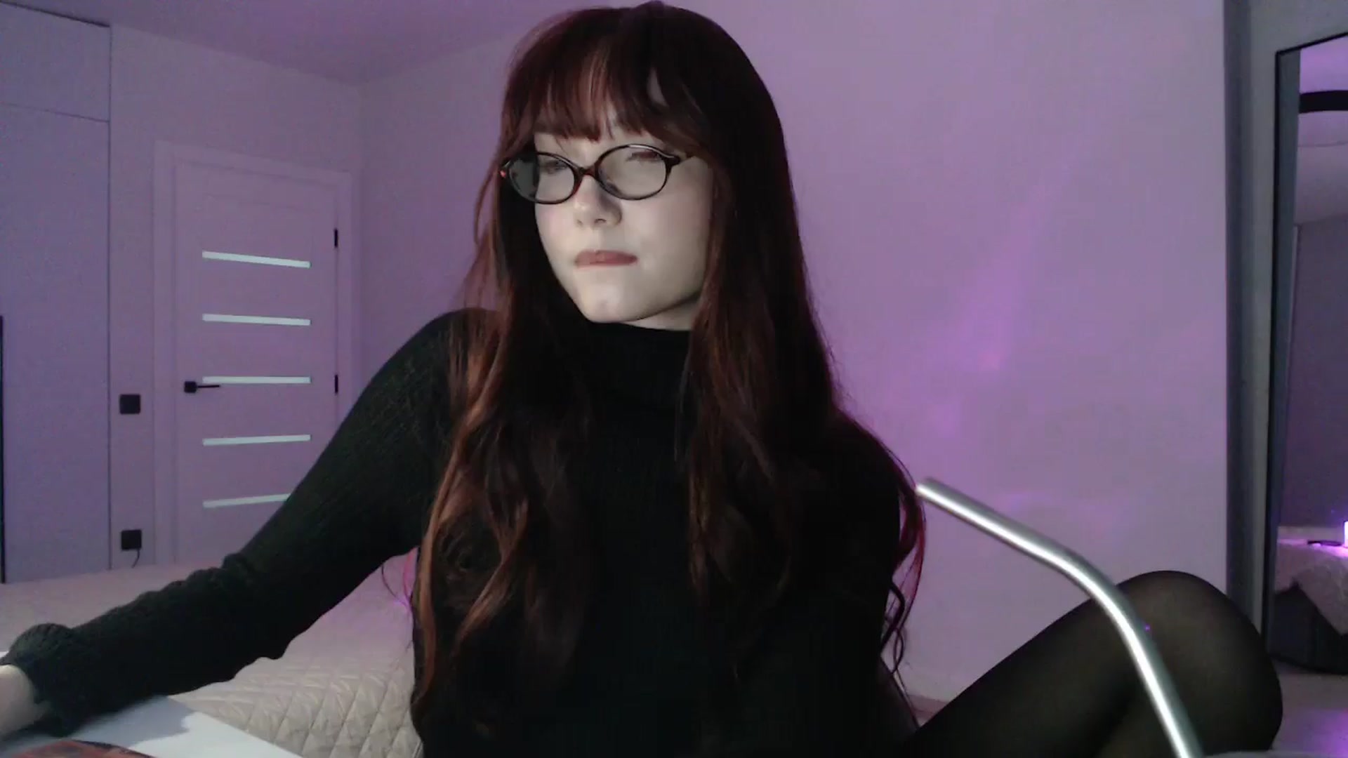 Gallery image thumbnail from Browncat04's myfreecams stream on, 04/09/2025, 16:17 image 13 of 20