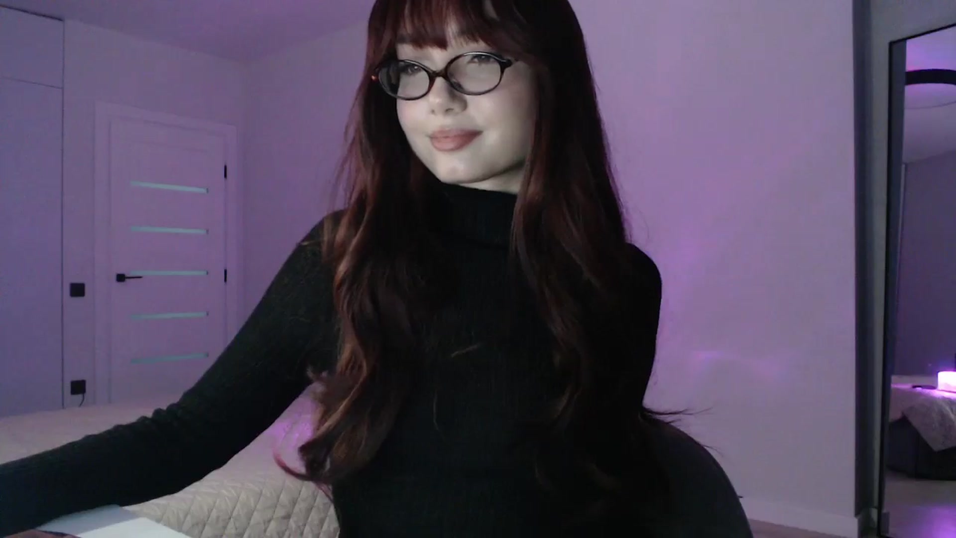 Gallery image thumbnail from Browncat04's myfreecams stream on, 04/09/2025, 16:17 image 18 of 20
