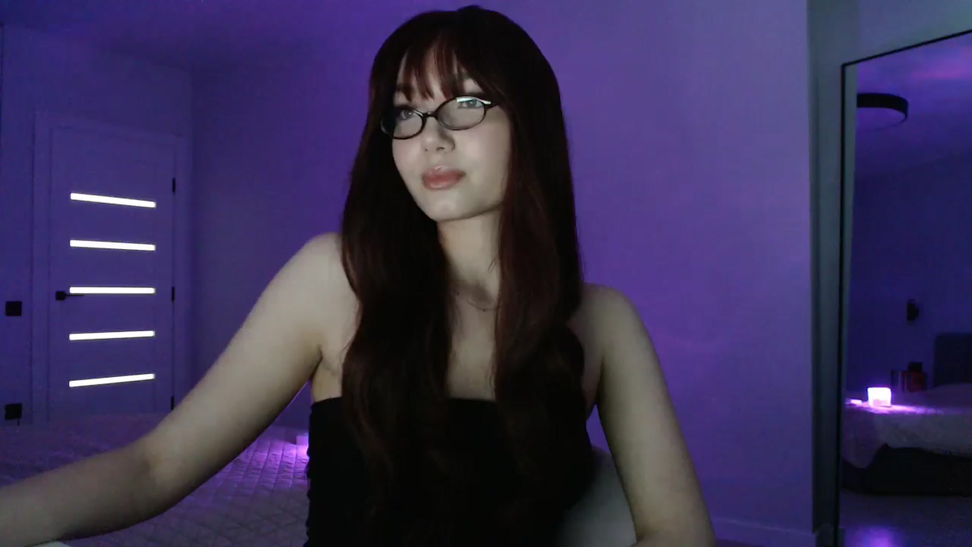 Gallery image thumbnail from Browncat04's myfreecams stream on, 04/26/2025, 14:48 image 7 of 20