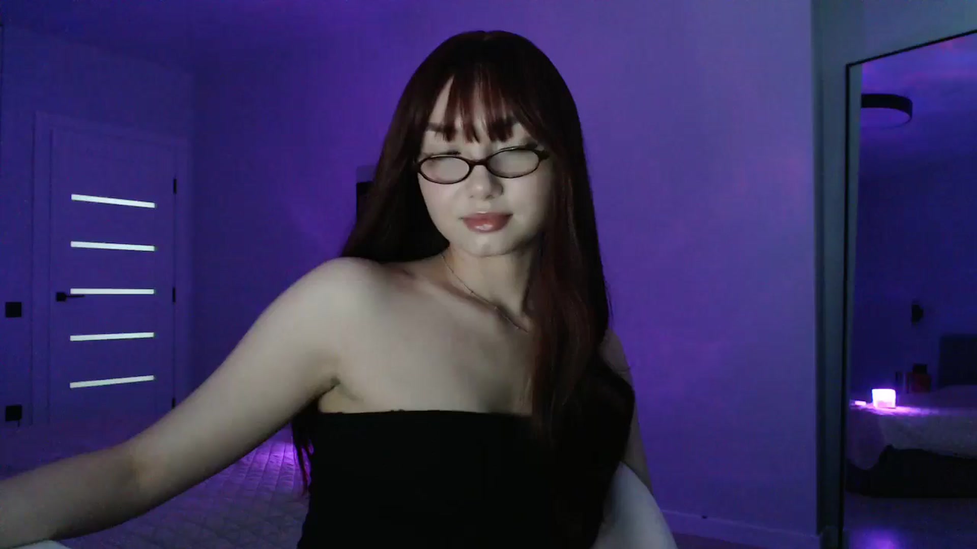 Gallery image thumbnail from Browncat04's myfreecams stream on, 04/26/2025, 14:48 image 16 of 20