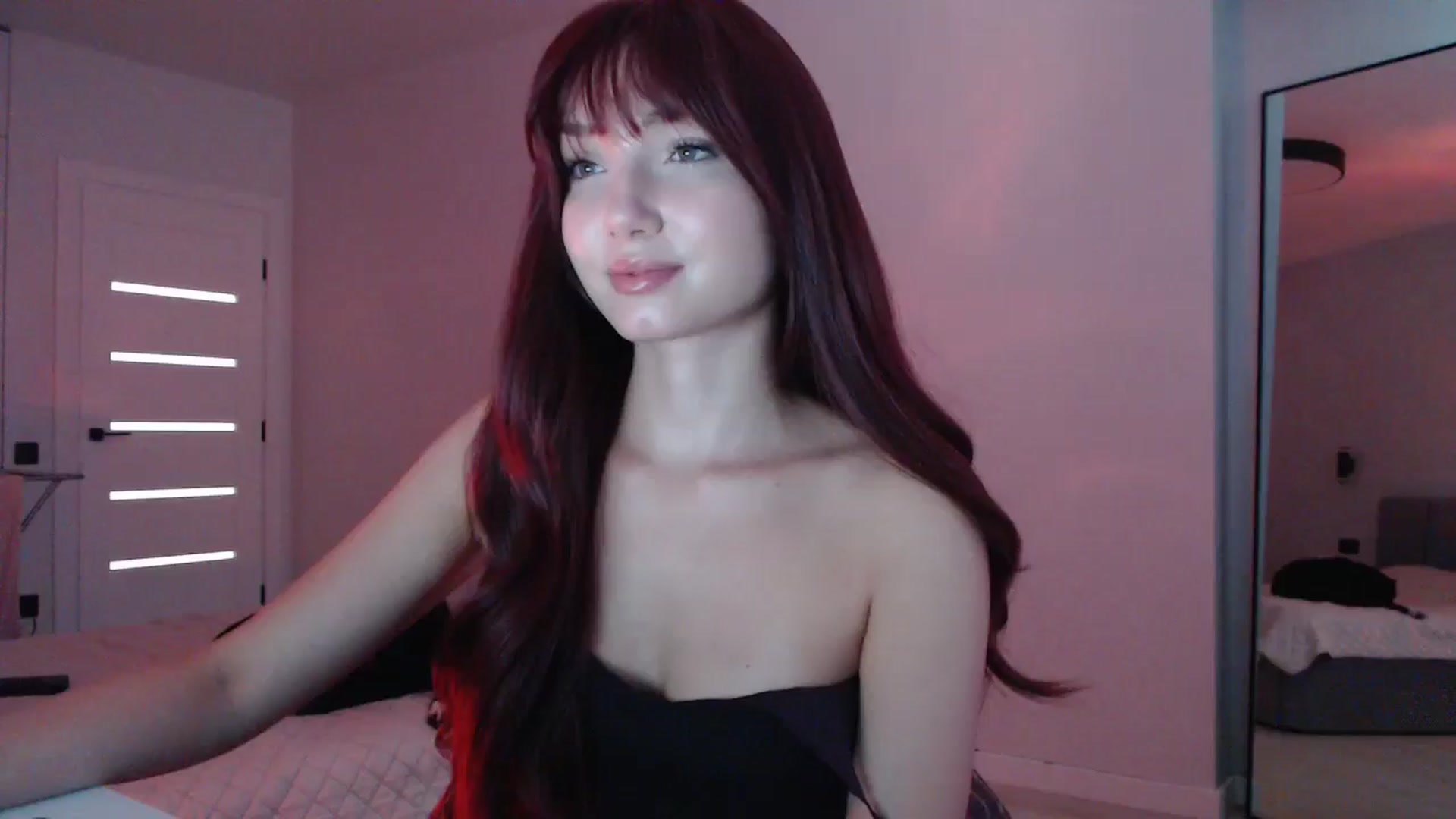 Gallery image thumbnail from Browncat04's myfreecams stream on, 08/17/2025, 14:54 image 1 of 20