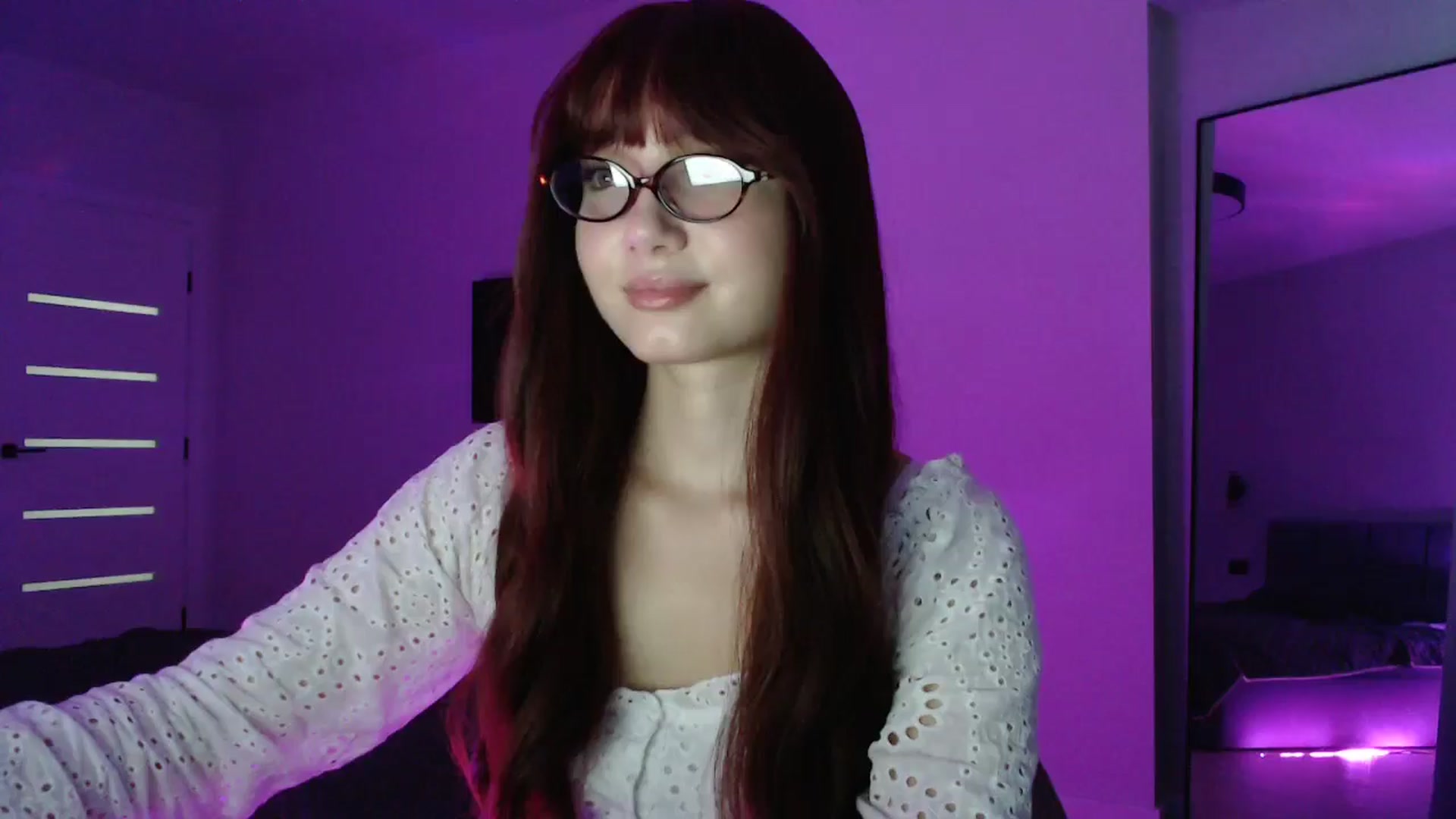 Gallery image thumbnail from Browncat04's myfreecams stream on, 10/12/2025, 13:15 image 10 of 20