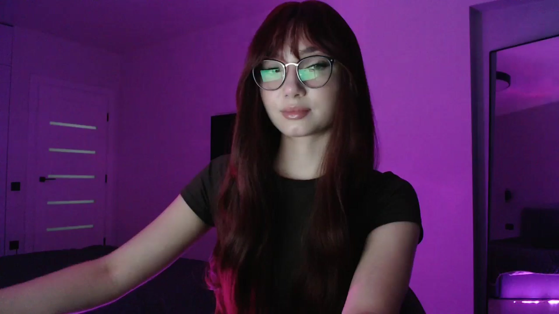 Gallery image thumbnail from Browncat04's myfreecams stream on, 10/19/2025, 13:31 image 2 of 20
