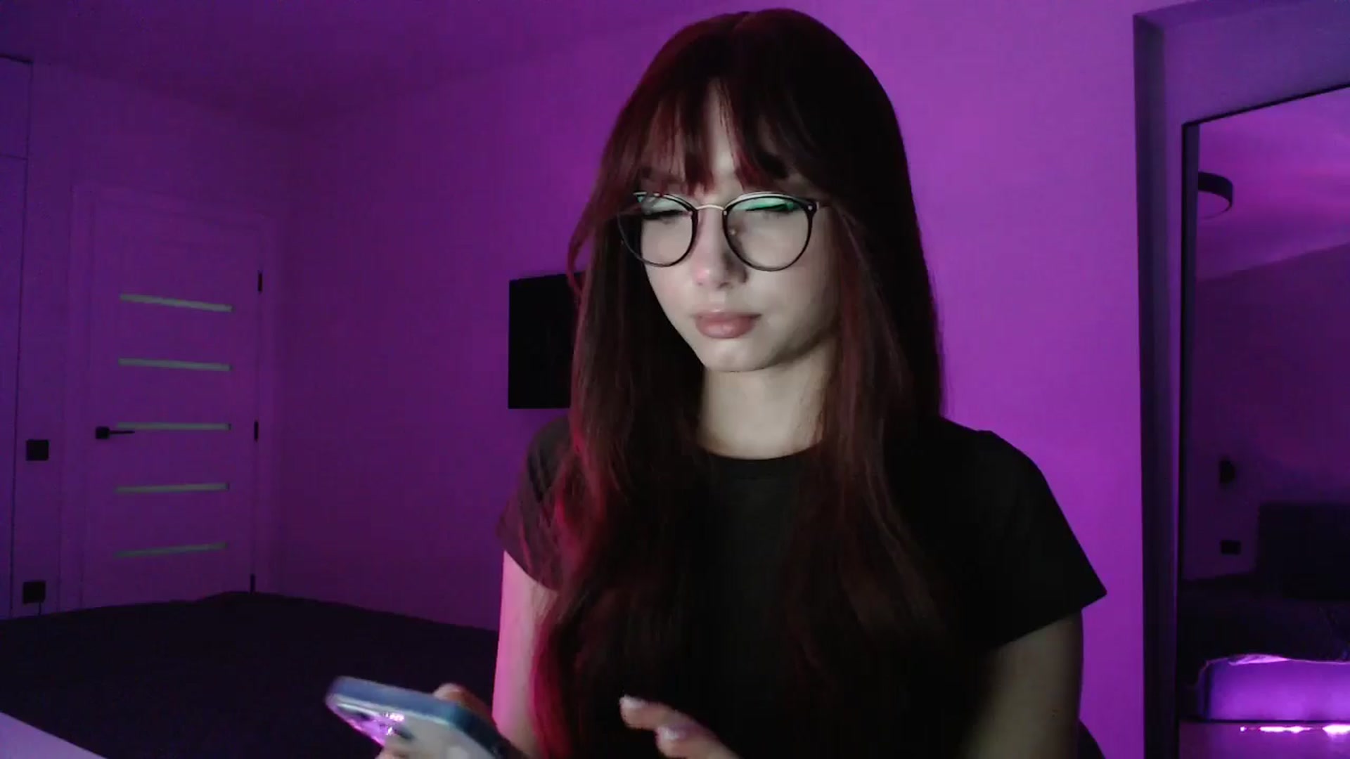 Gallery image thumbnail from Browncat04's myfreecams stream on, 10/19/2025, 13:31 image 17 of 20